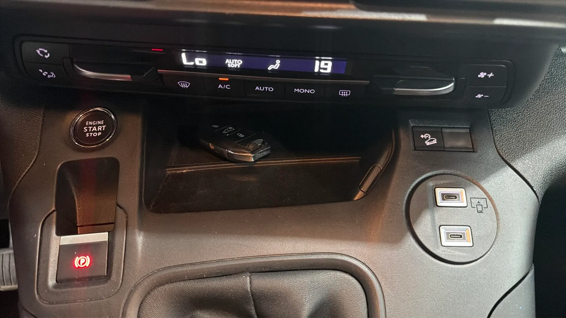 Citroën Berlingo Talla XL BlueHDi 130 MAX - foto 18