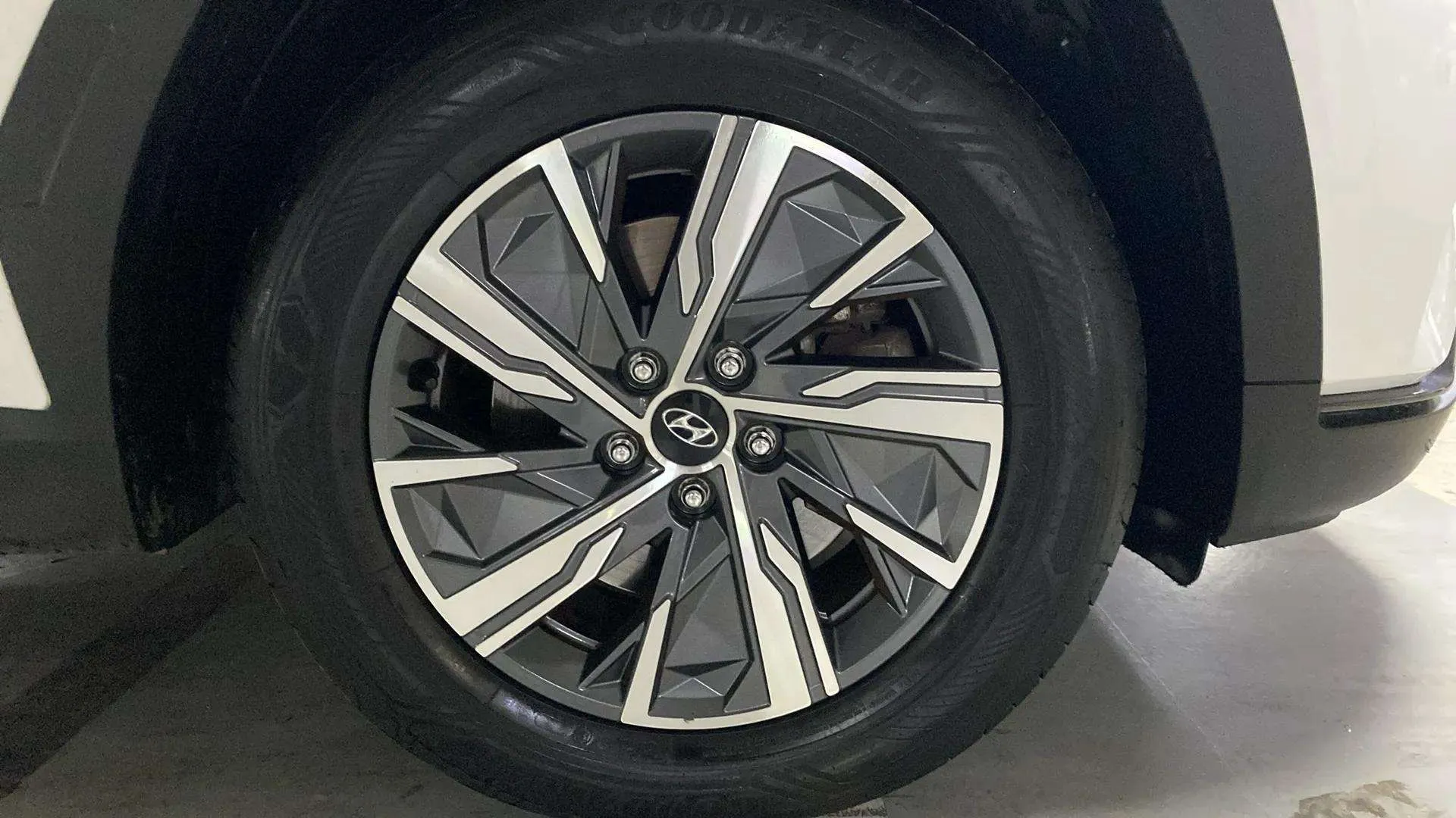 Hyundai Tucson 1.6 CRDi 48V Maxx - foto 30