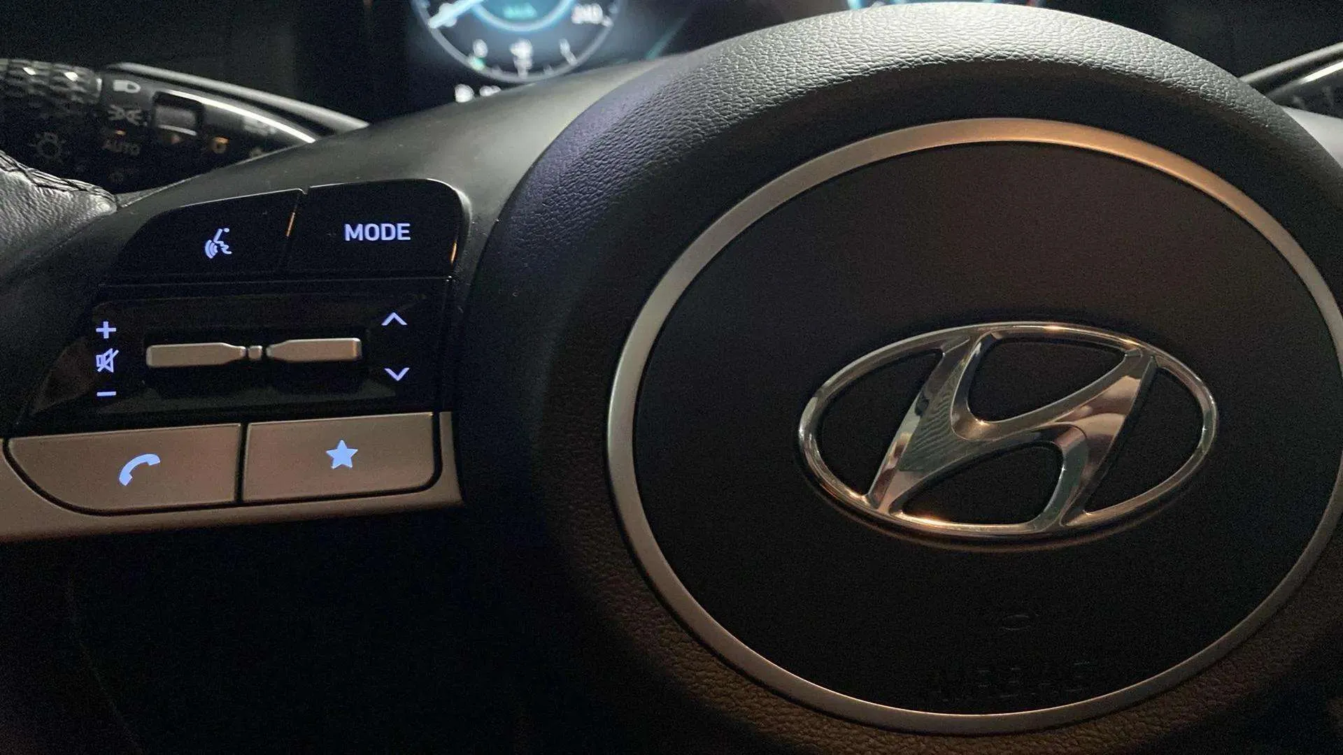 Hyundai Tucson 1.6 CRDi 48V Maxx - foto 11