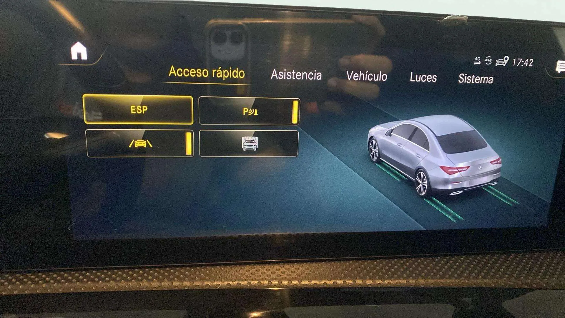 Mercedes-Benz CLA 200 D DCT - foto 16