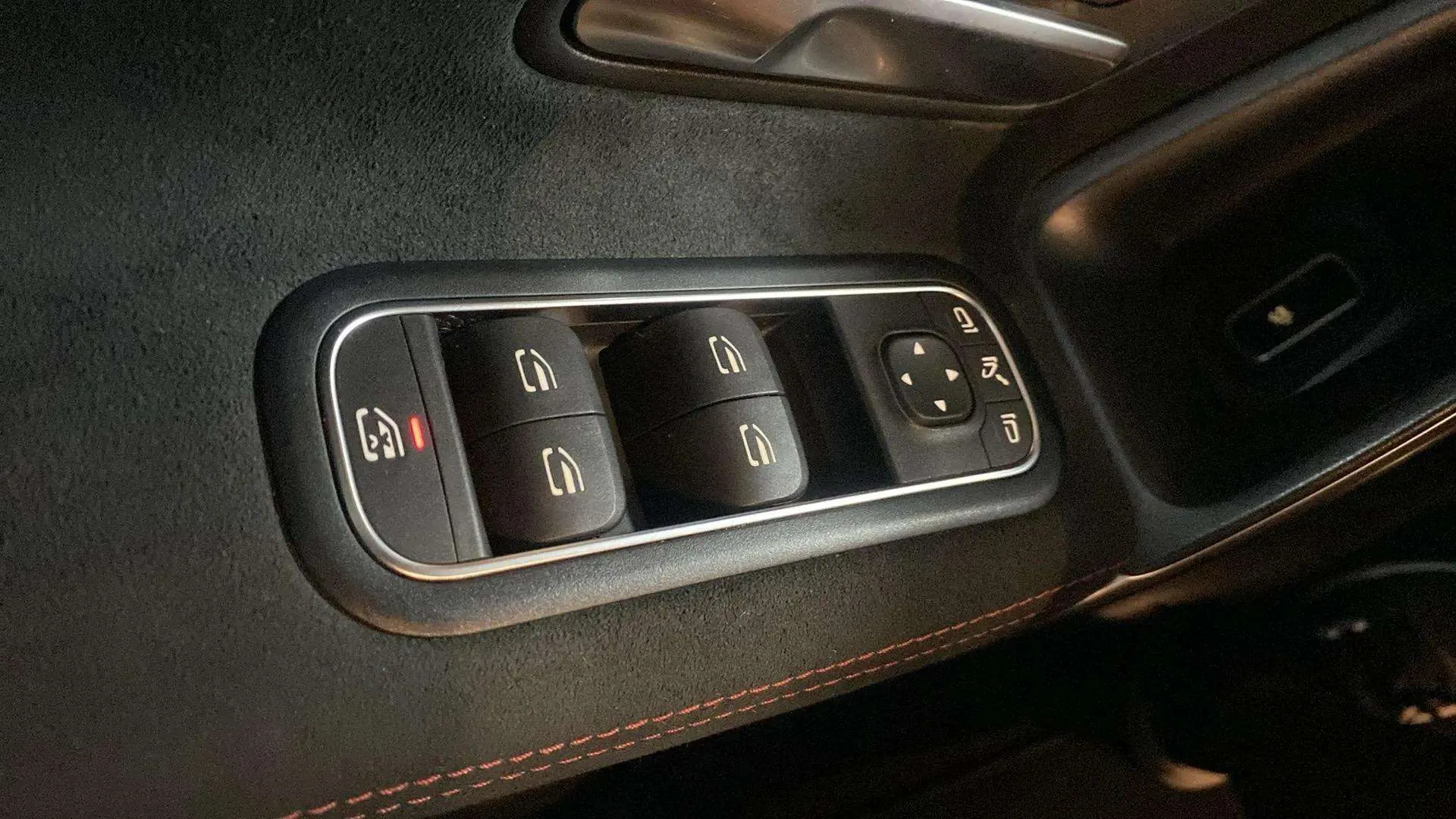 Mercedes-Benz CLA 200 D DCT - foto 19