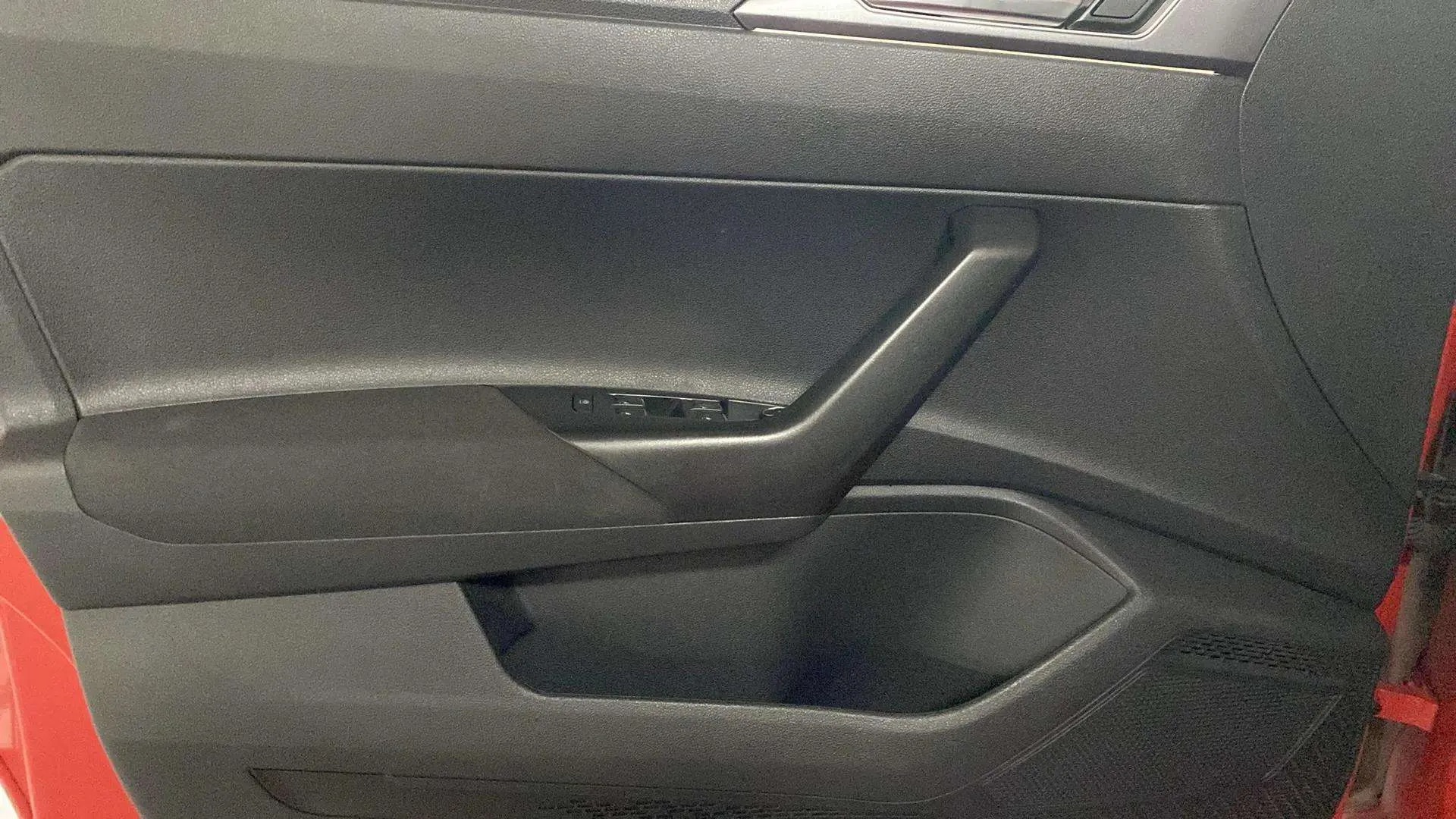 Volkswagen Polo 1.0 - foto 28