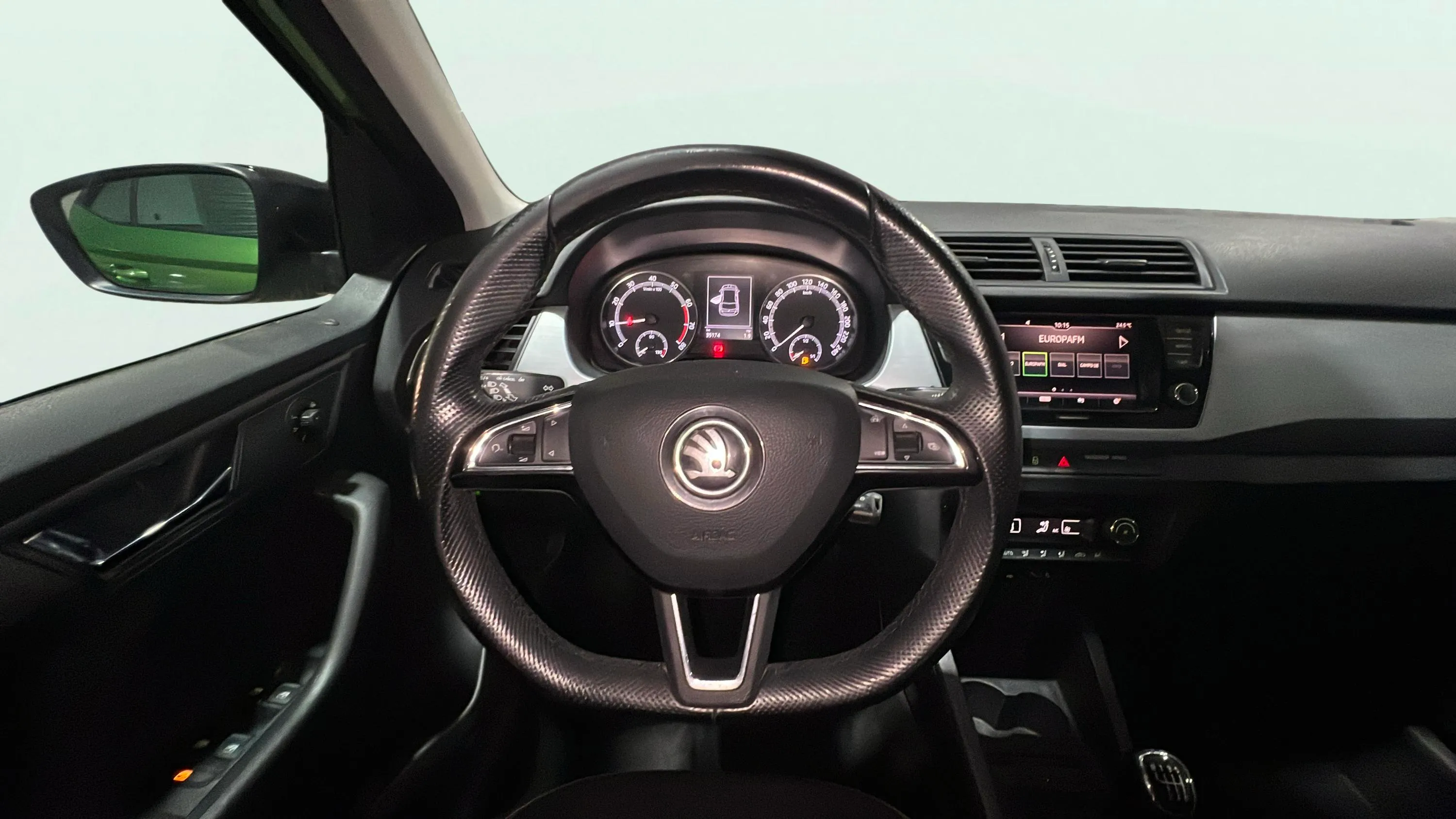 Škoda Fabia 1.0 TSI Ambition - foto 12