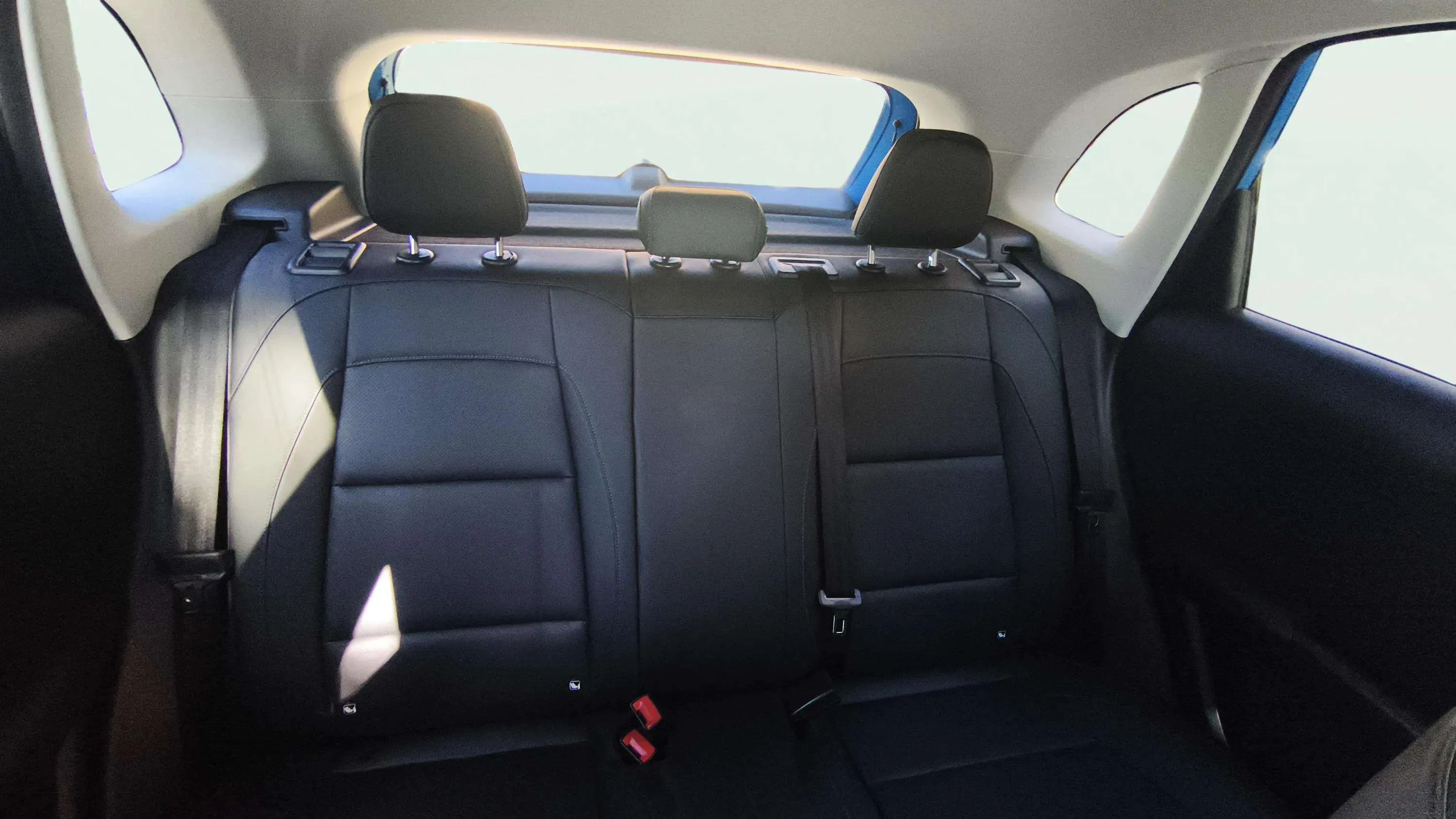 MG ZS Hybrid+ Luxury - foto 17
