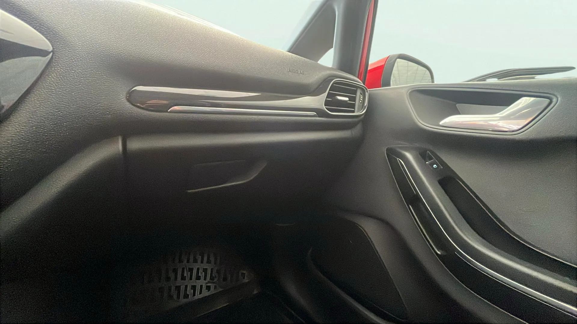 Ford Fiesta 1.0 EcoBoost ST-Line - foto 30