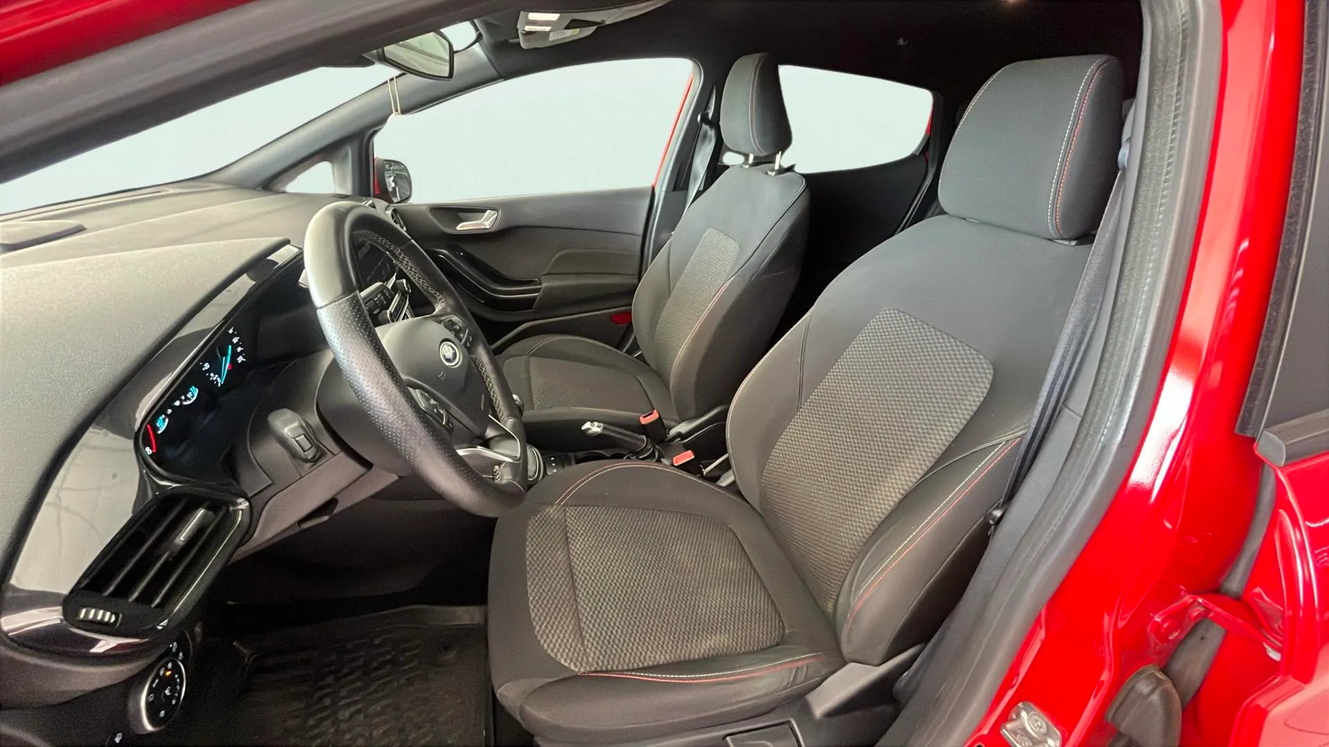 Ford Fiesta 1.0 EcoBoost ST-Line - foto 12