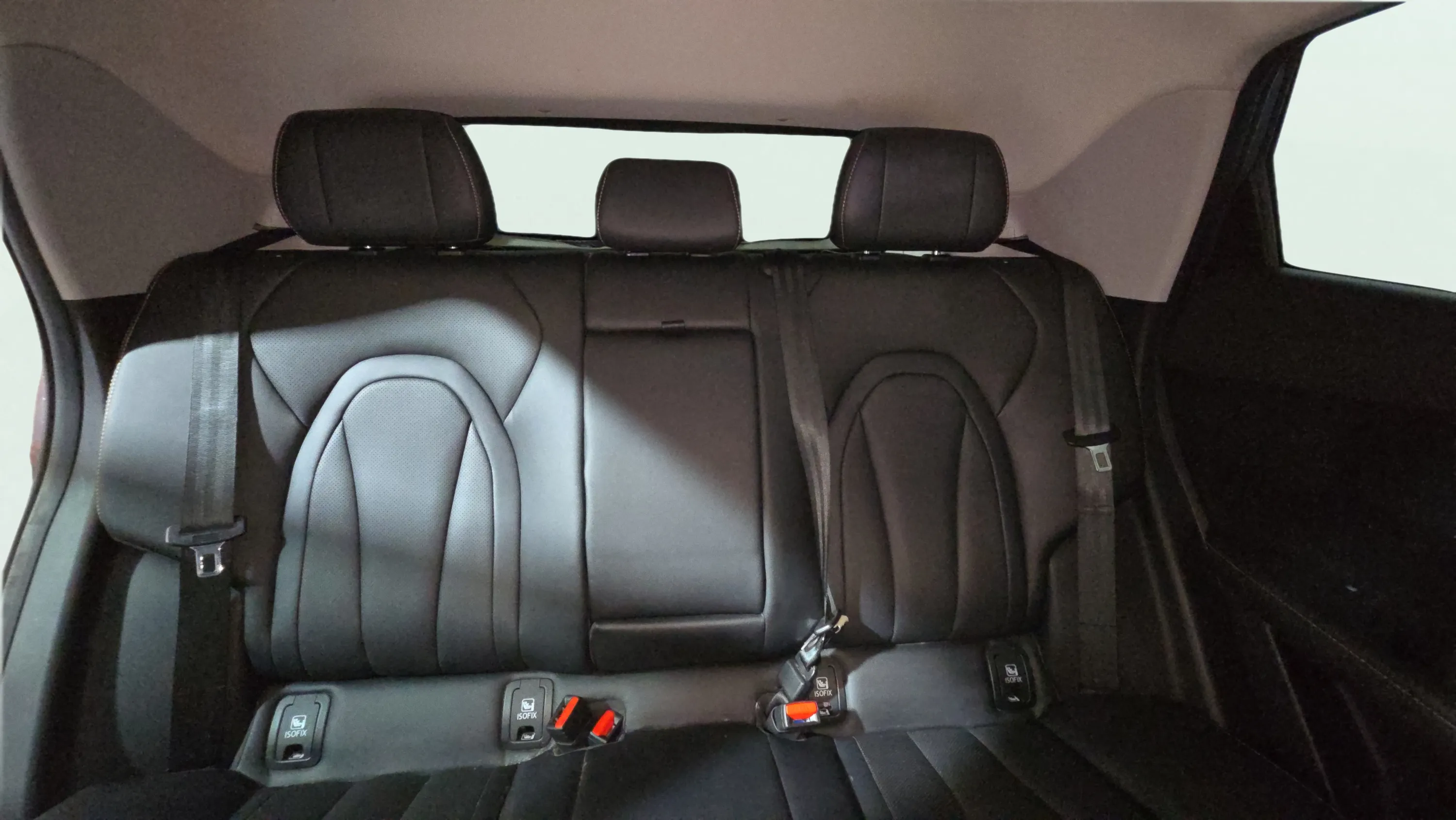 Omoda 5 1.6 T-GDi DCT Premium - foto 21