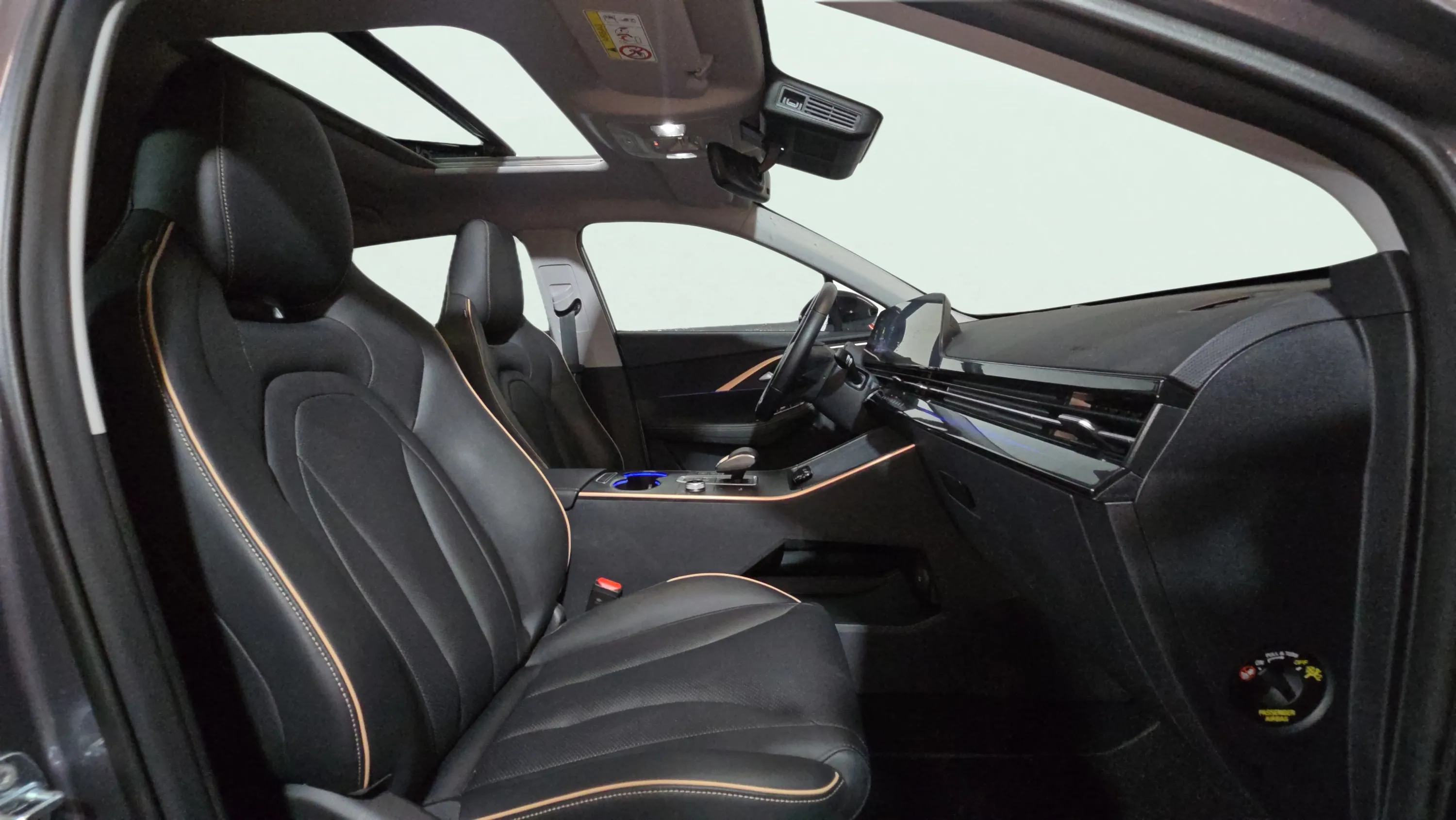 Omoda 5 1.6 T-GDi DCT Premium - foto 18