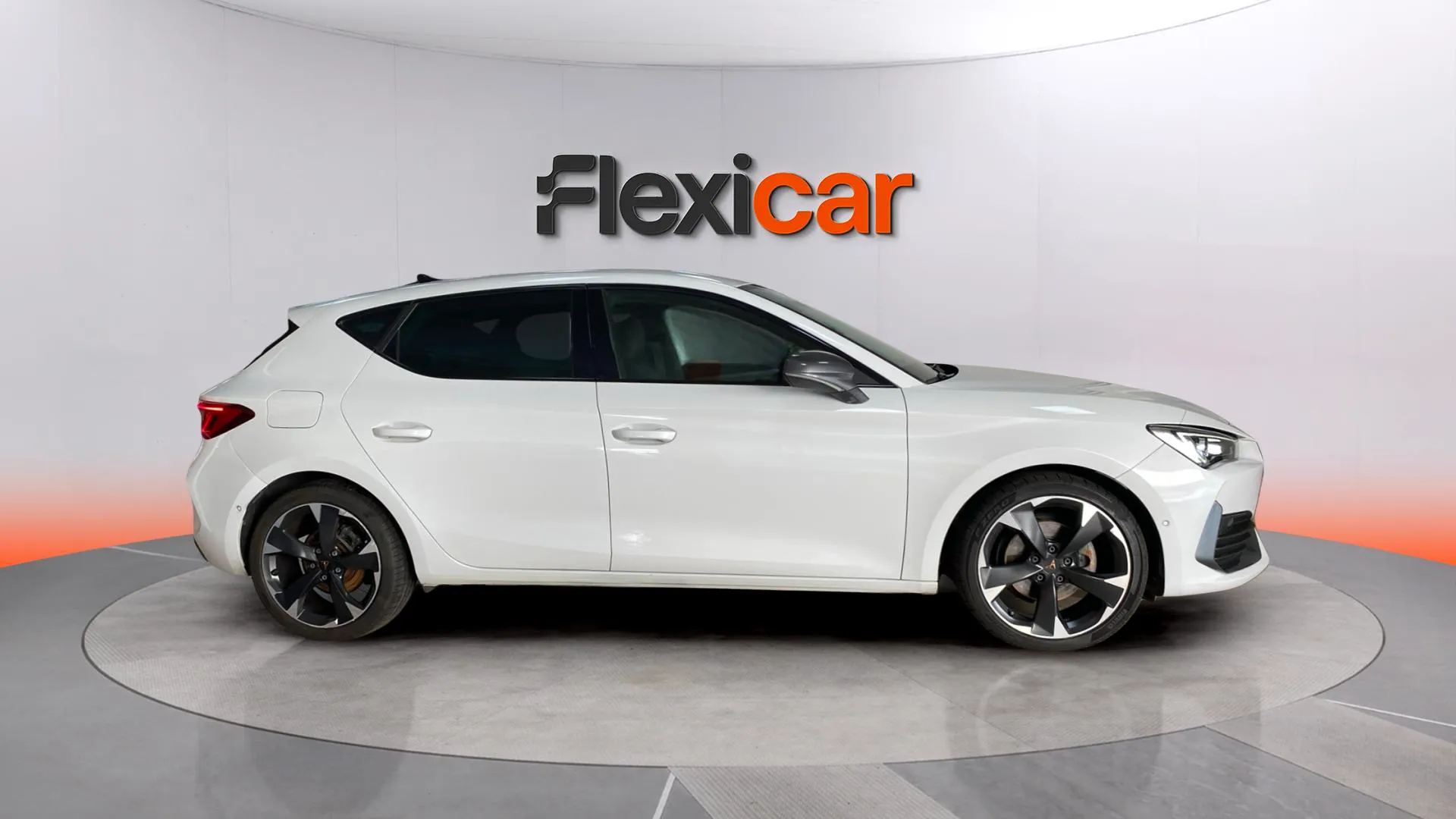 Cupra León 1.5 eTSI DSG - foto 3