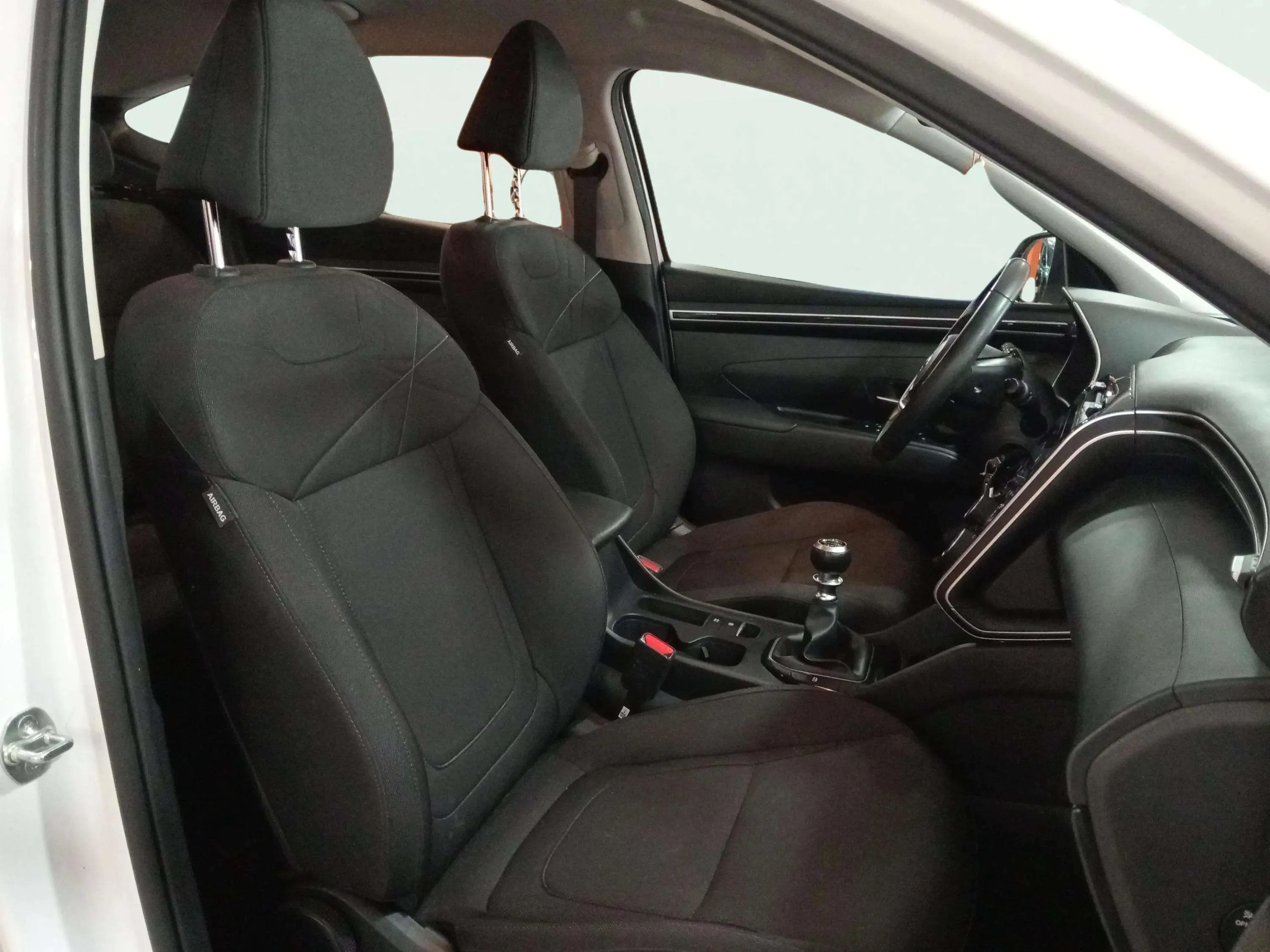 Hyundai Tucson 1.6 T-GDi Maxx - foto 11