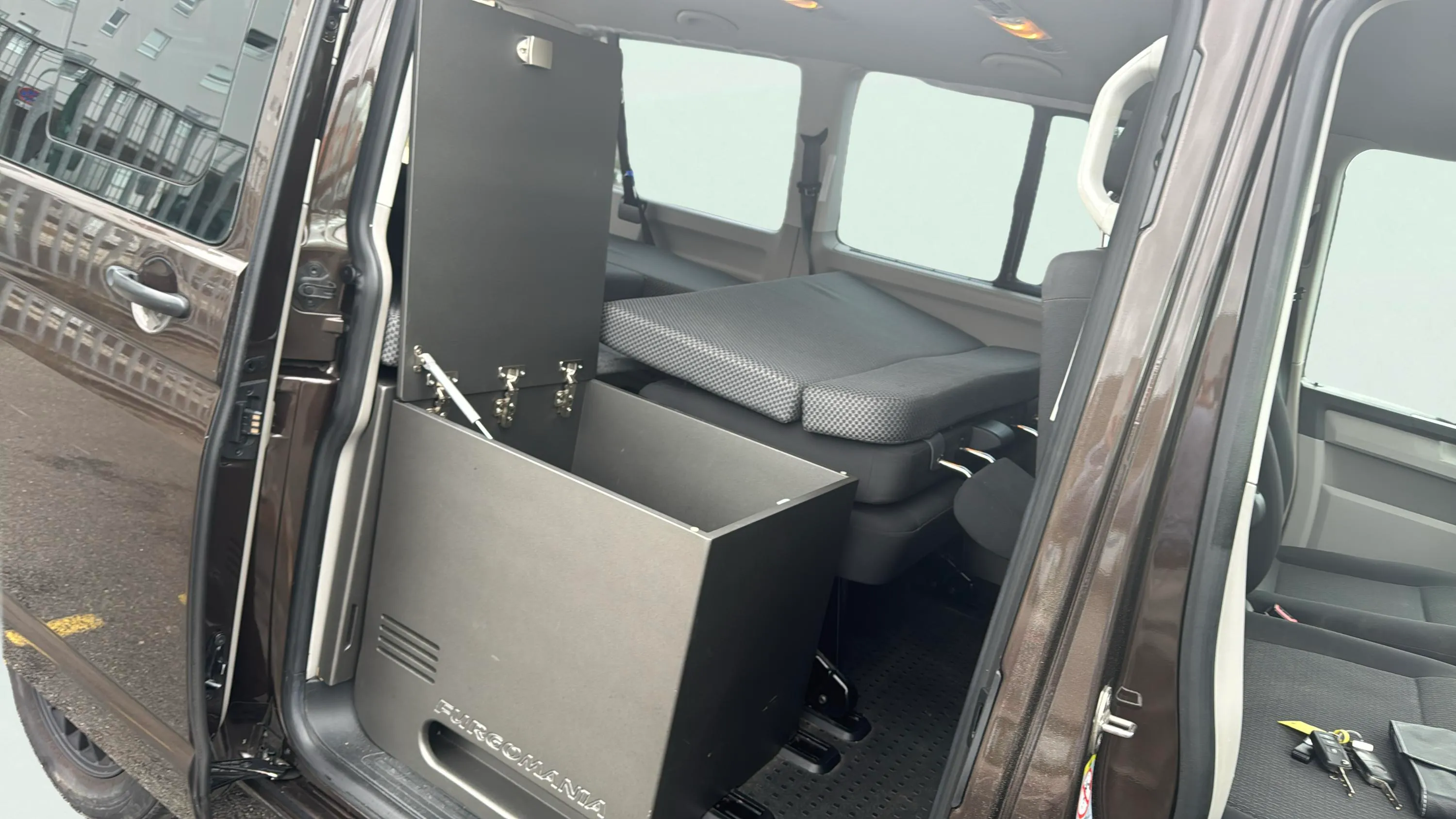 Volkswagen Caravelle Trendline Corto 2.0 TDI BMT - foto 18
