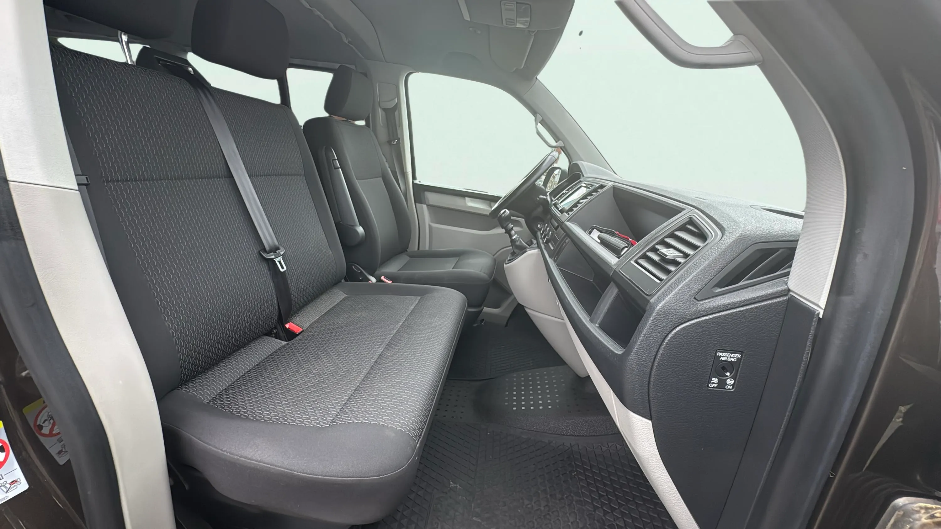 Volkswagen Caravelle Trendline Corto 2.0 TDI BMT - foto 15