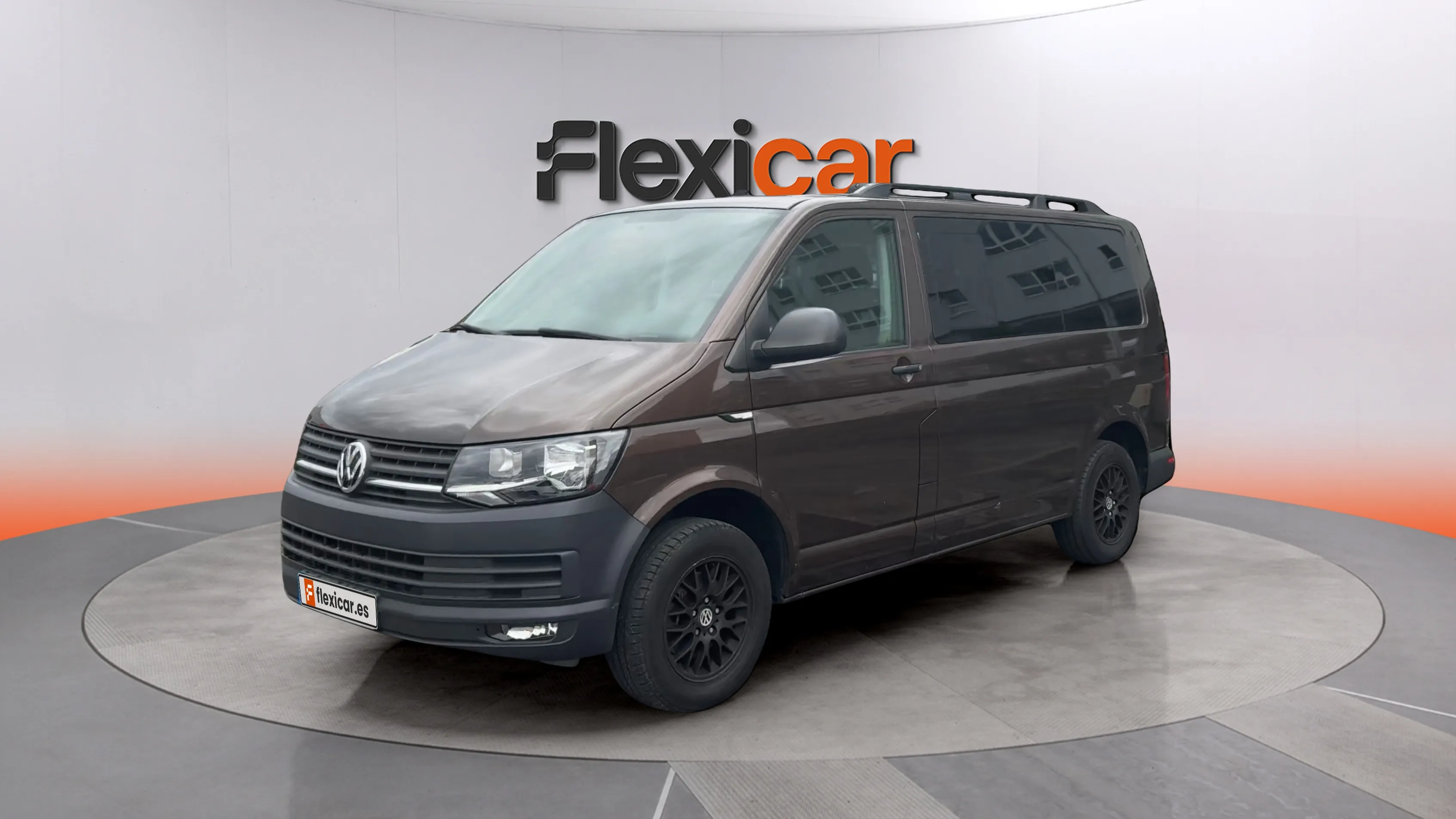 Volkswagen Caravelle Trendline Corto 2.0 TDI BMT - foto 3