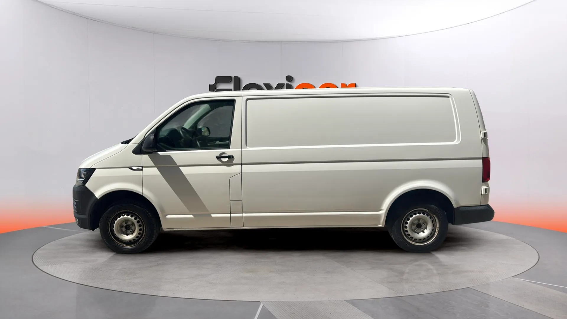 Volkswagen Transporter Furgón Corto TM 2.0 TDI BMT - foto 6