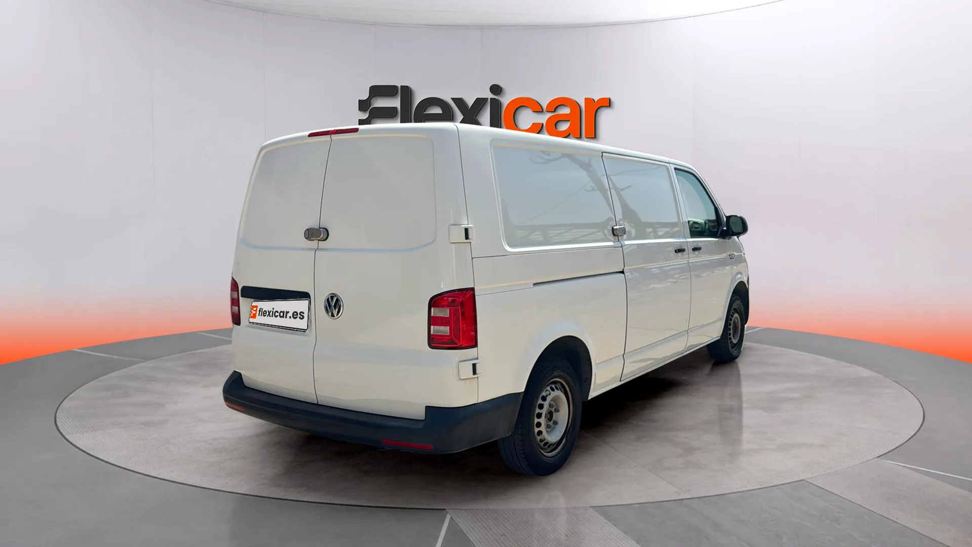 Volkswagen Transporter Furgón Corto TM 2.0 TDI BMT - foto 2