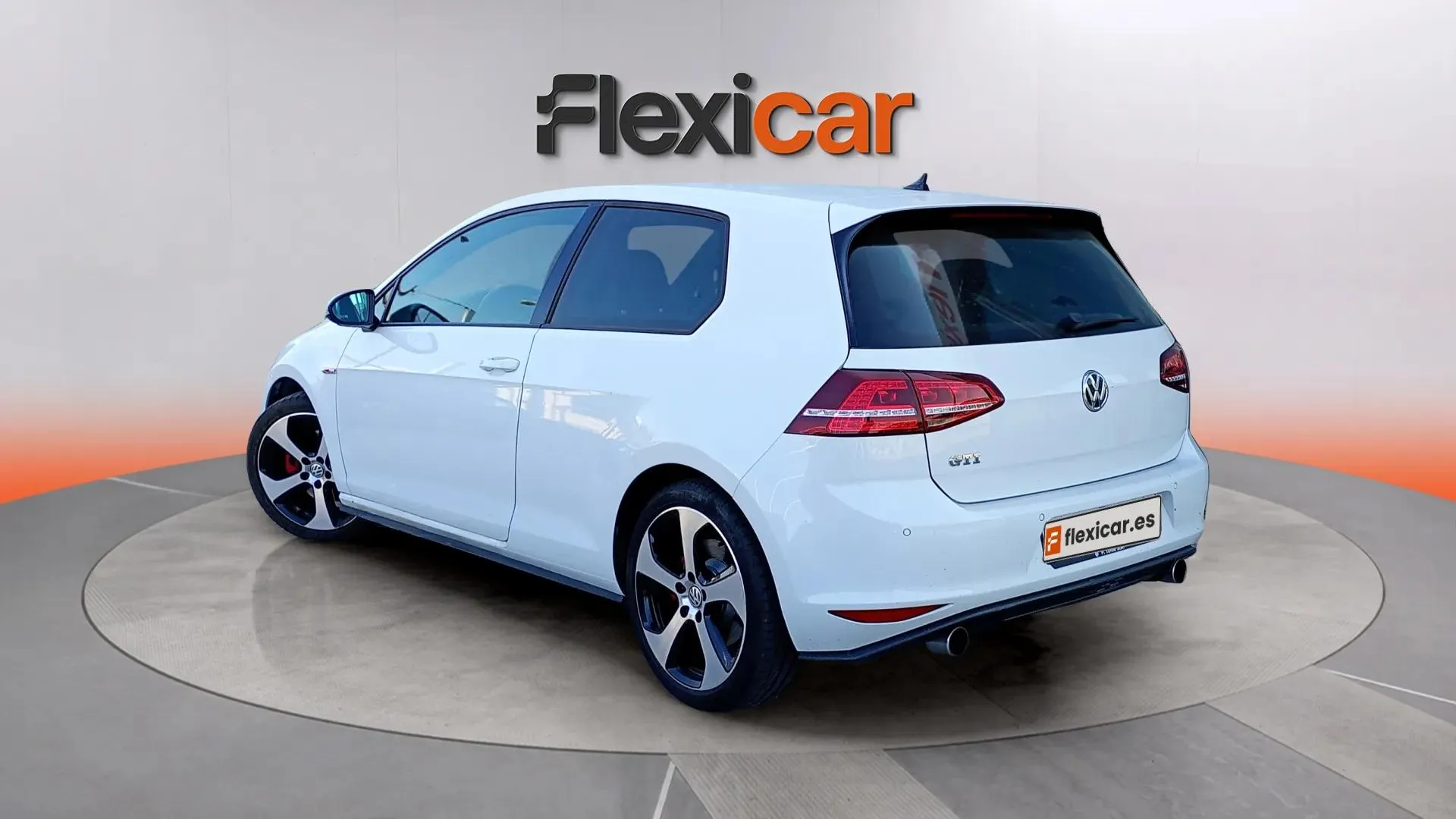 Volkswagen Golf GTI 2.0 TSI BMT - foto 7