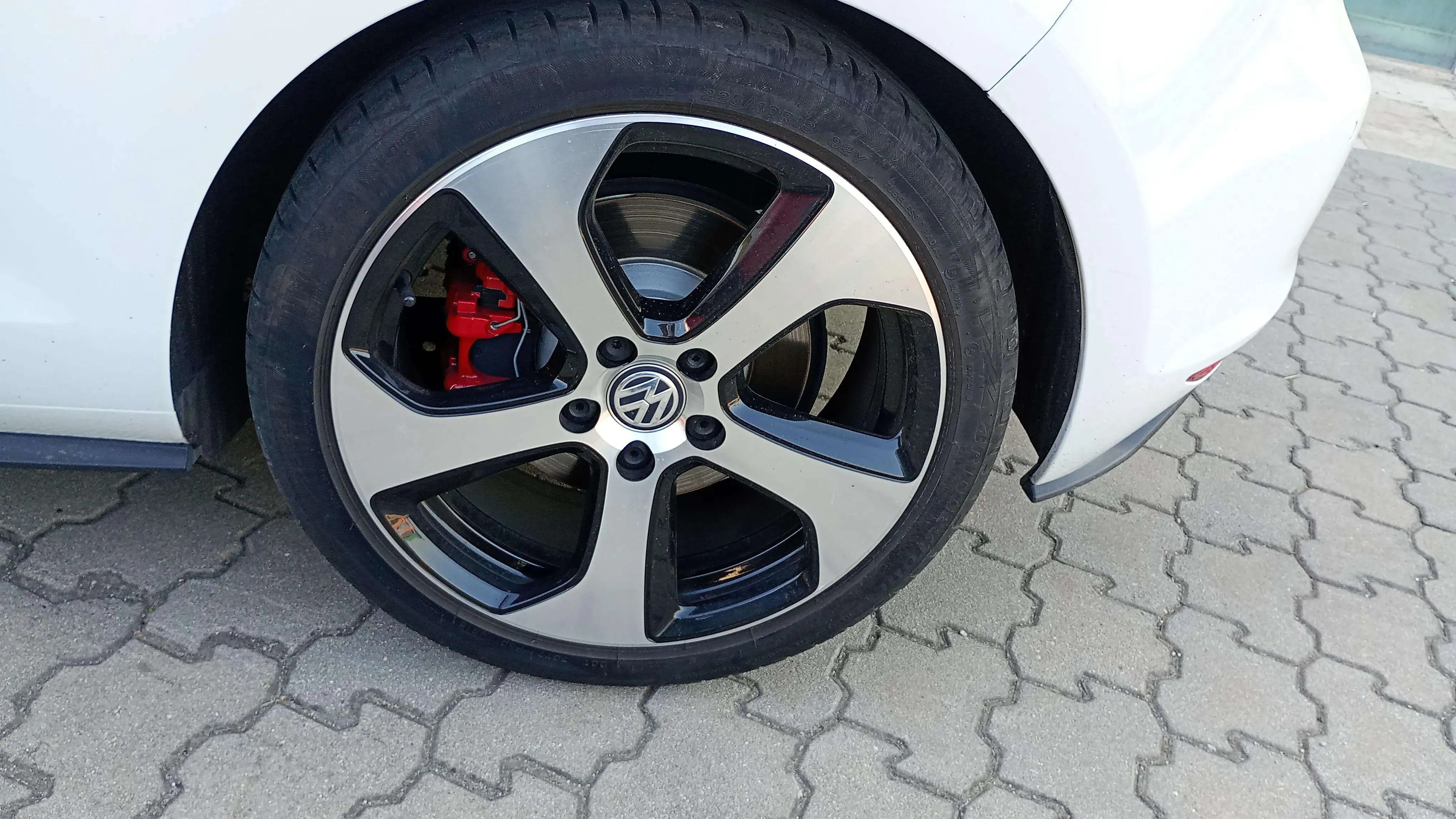Volkswagen Golf GTI 2.0 TSI BMT - foto 20