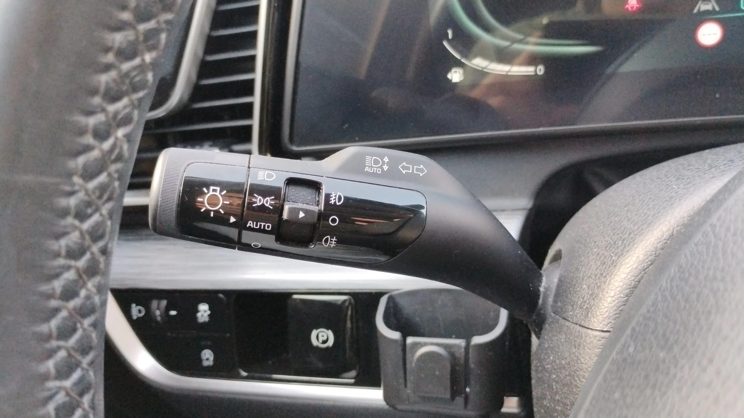 Kia Sportage 1.6 CRDi MHEV Tech 4x2 - foto 13
