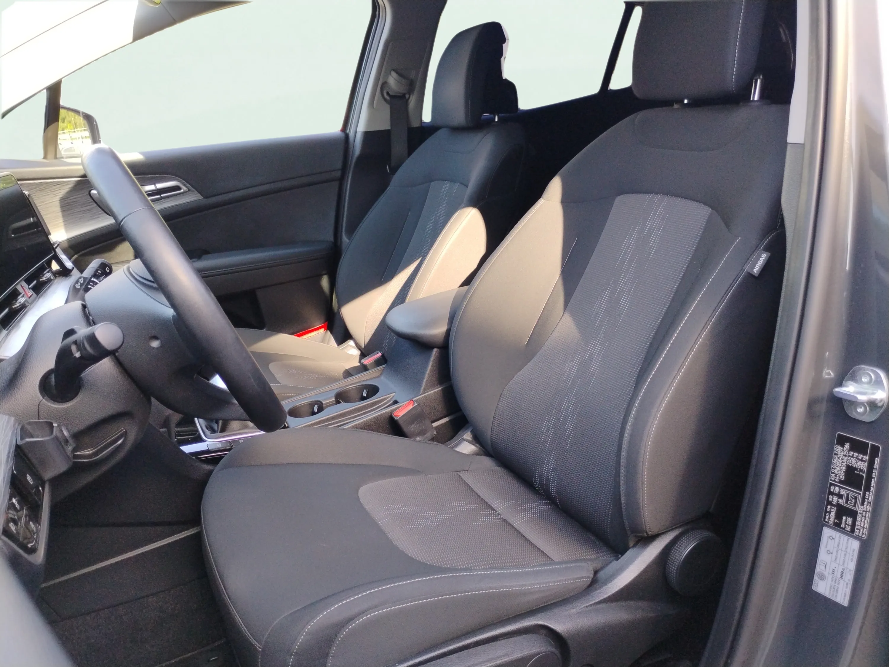 Kia Sportage 1.6 CRDi MHEV Tech 4x2 - foto 11
