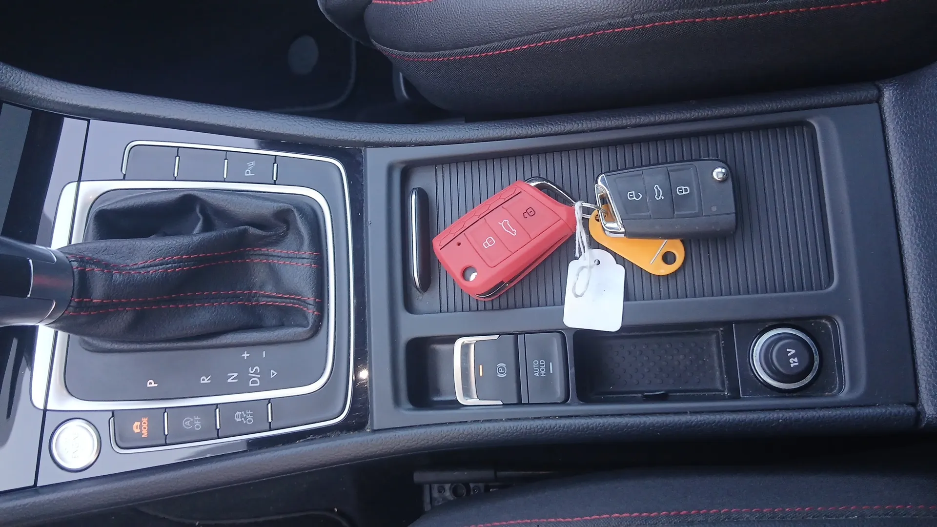 Volkswagen Golf GTI Performance 2.0 TSI DSG - foto 17