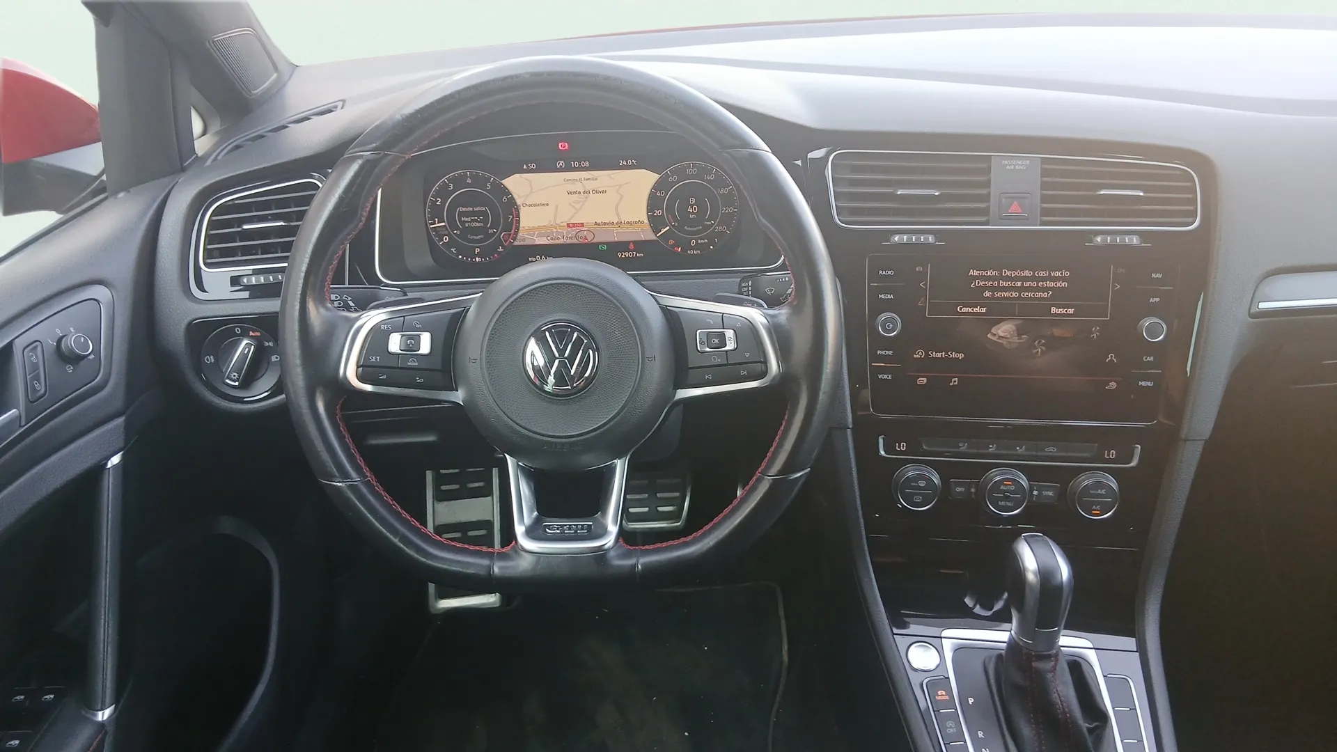 Volkswagen Golf GTI Performance 2.0 TSI DSG - foto 8