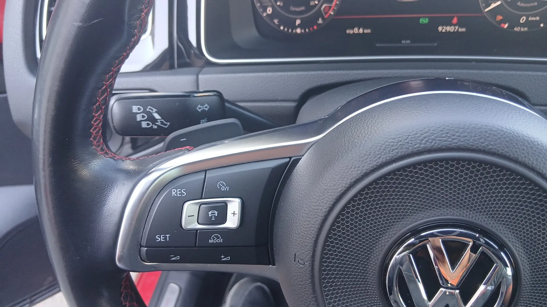 Volkswagen Golf GTI Performance 2.0 TSI DSG - foto 13