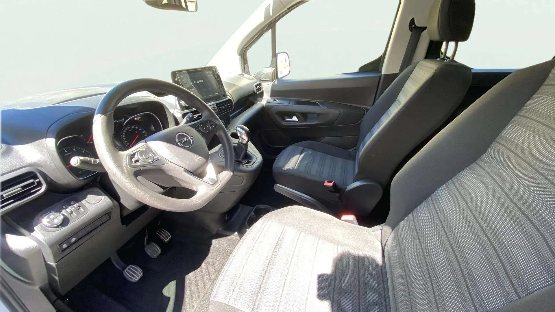 Opel Combo 1.5 TD Expression L - foto 13