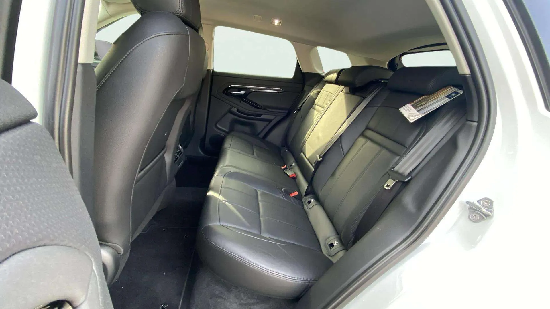 Land Rover Range Rover Evoque 2.0 D150 S 4WD - foto 17