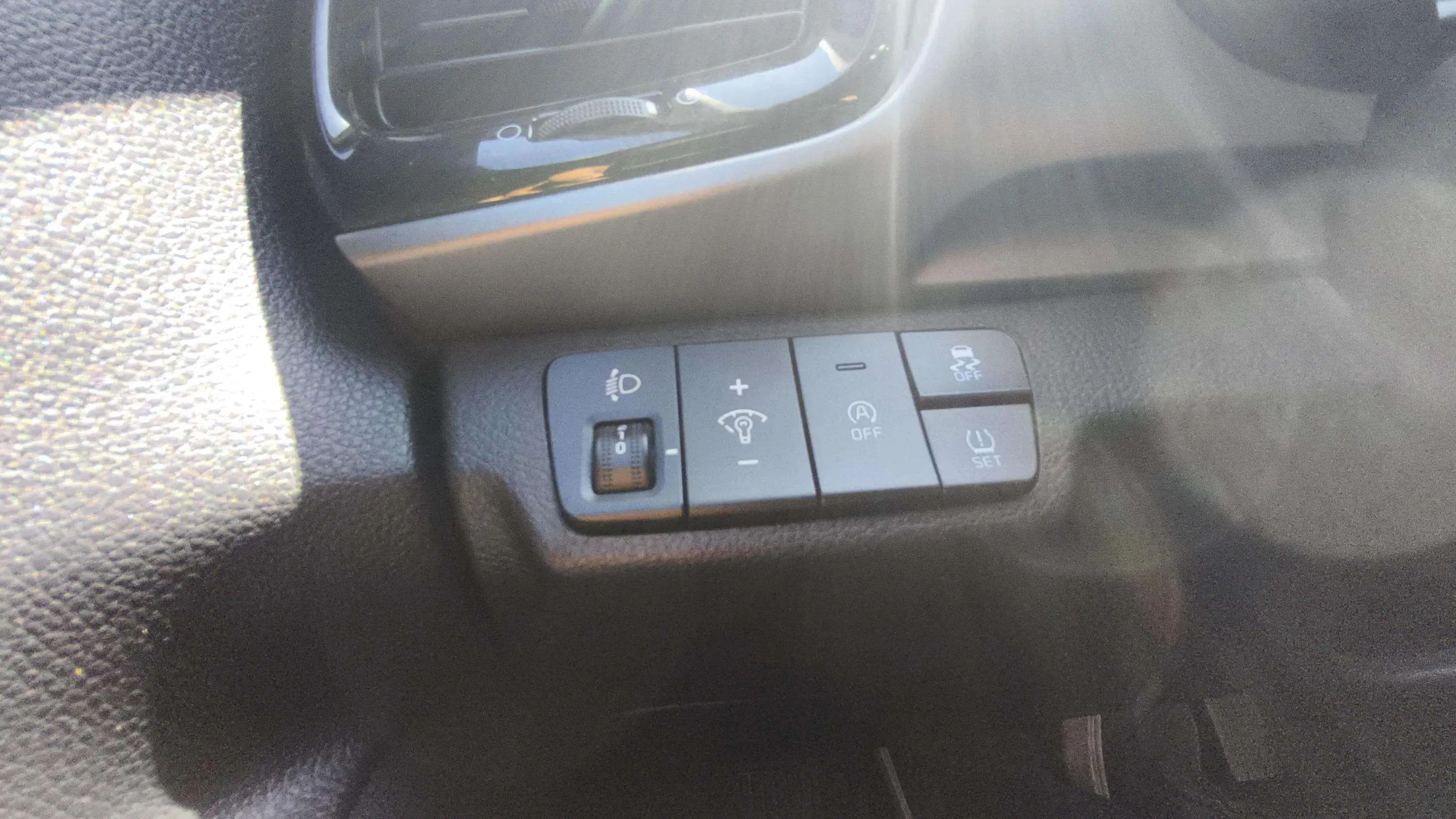 Kia Stonic 1.0 T-GDi MHEV Drive - foto 17
