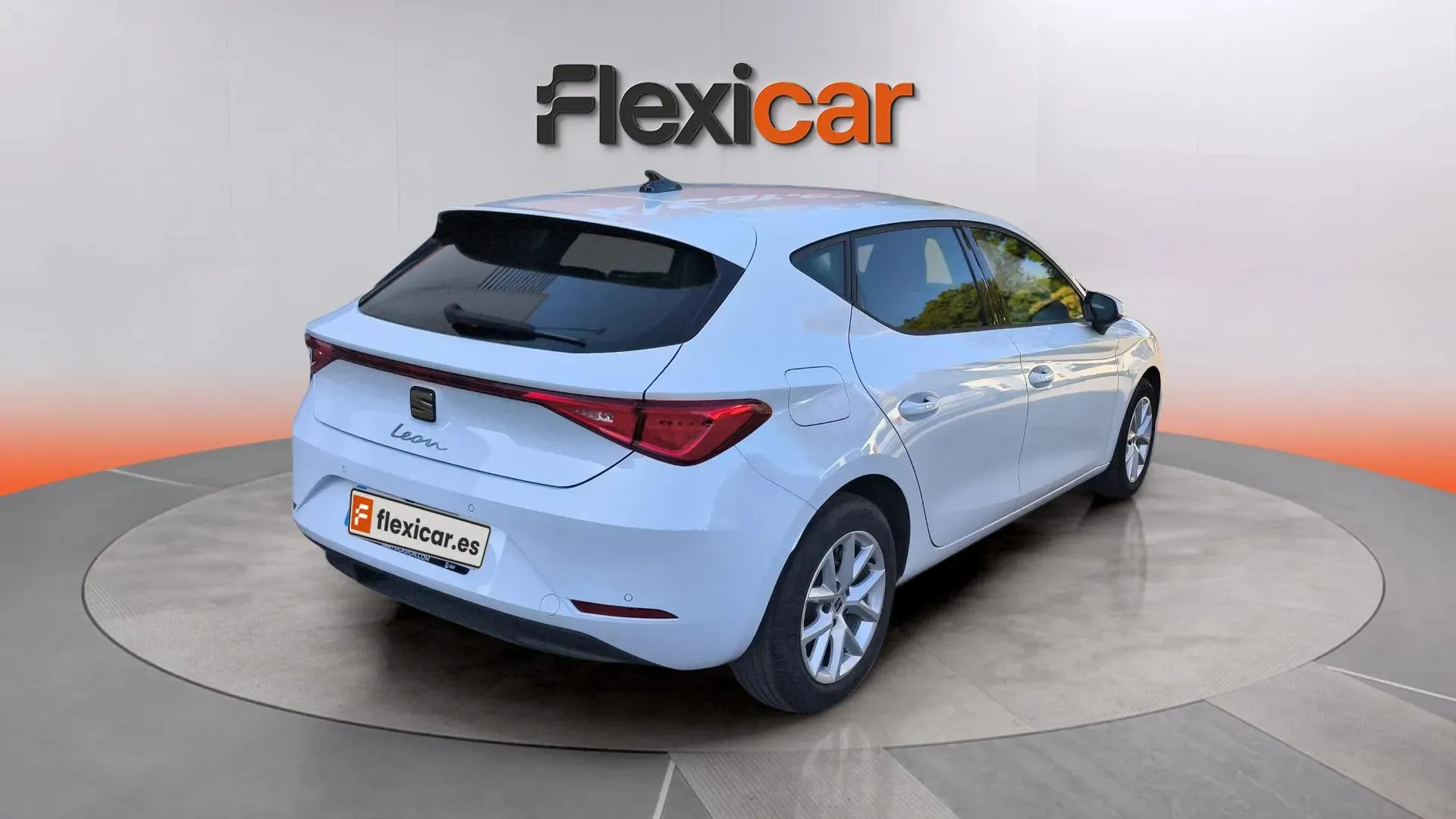 SEAT León 2.0 TDI Style Launch P Nav - foto 6