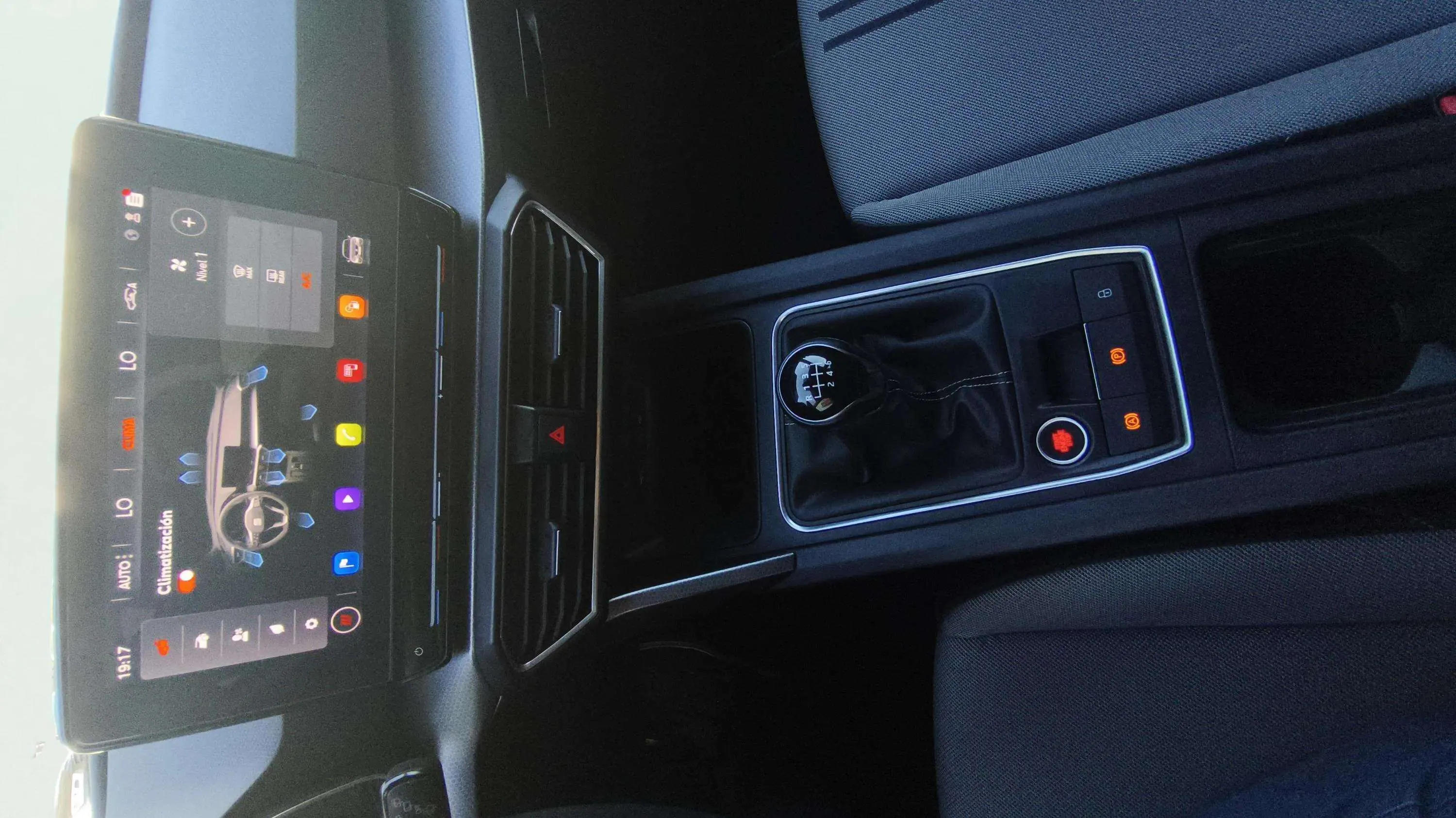 SEAT León 2.0 TDI Style Launch P Nav - foto 21