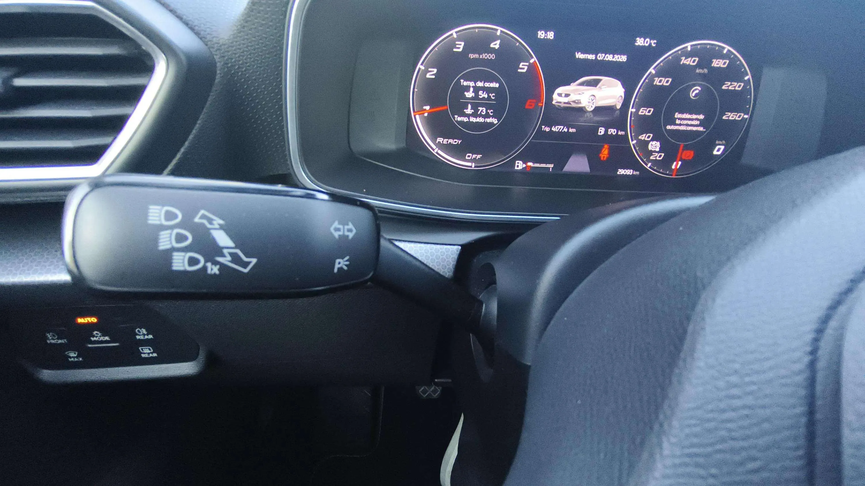 SEAT León 2.0 TDI Style Launch P Nav - foto 20