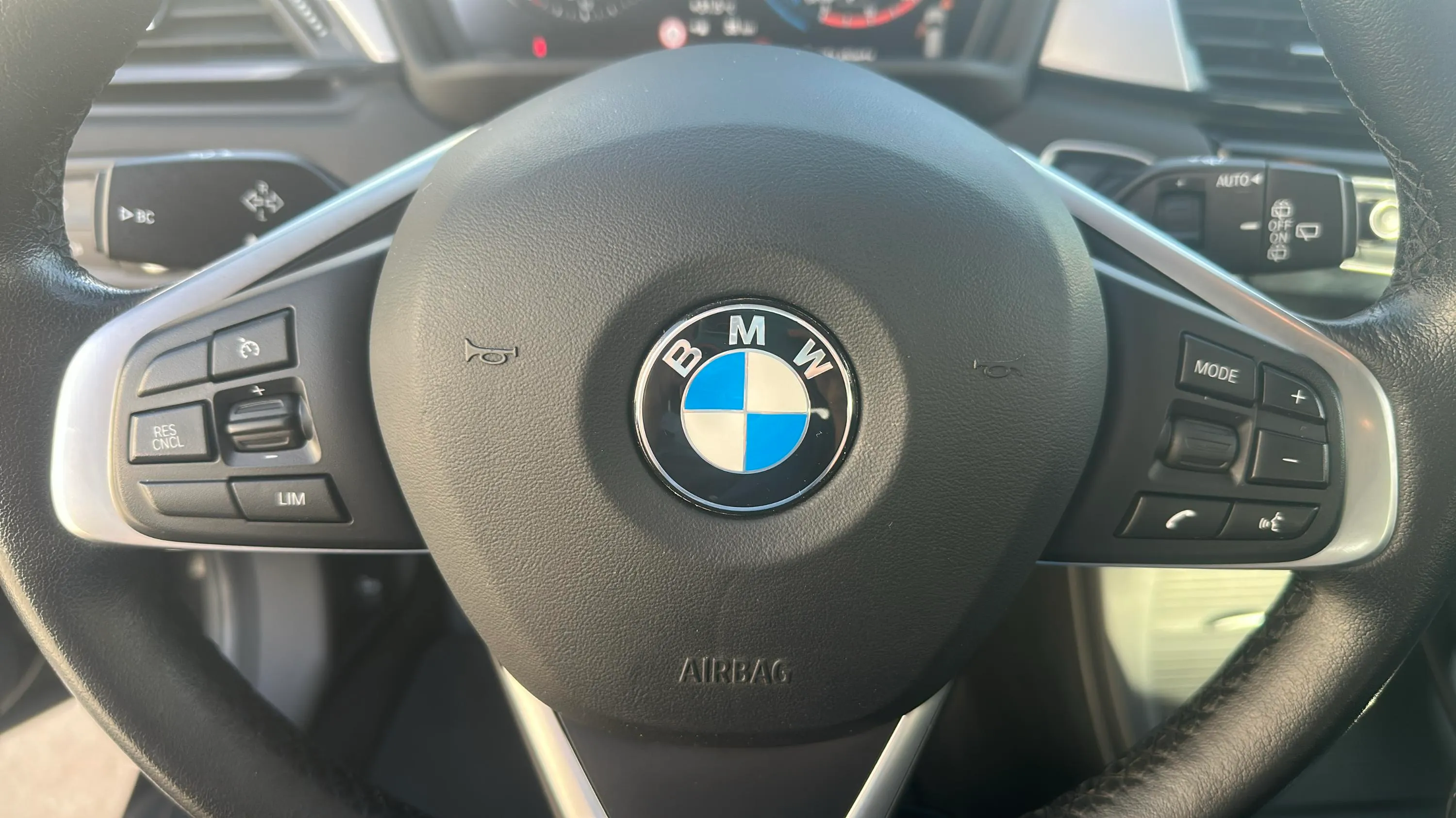 BMW X1 sDrive18dA Business - foto 20