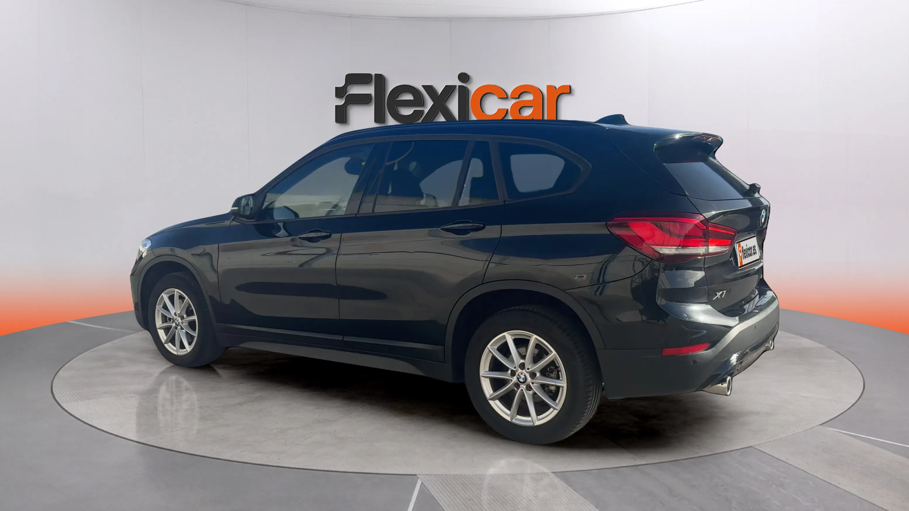 BMW X1 sDrive18dA Business - foto 5