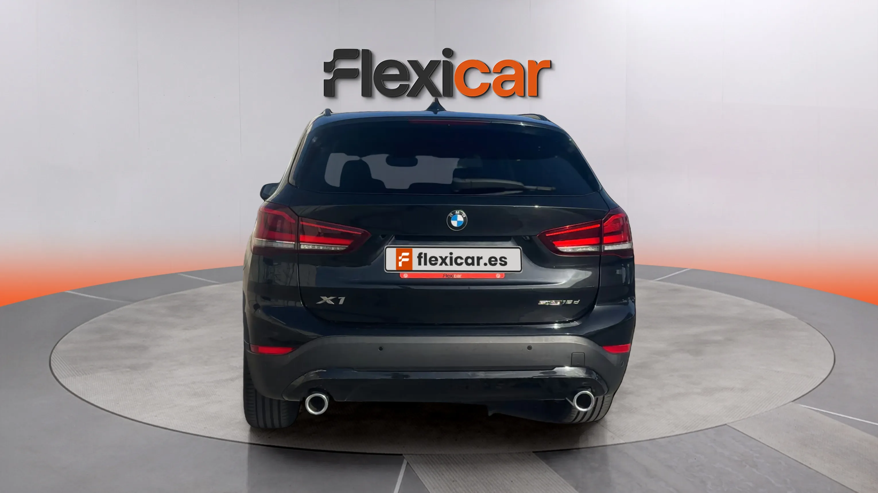 BMW X1 sDrive18dA Business - foto 6