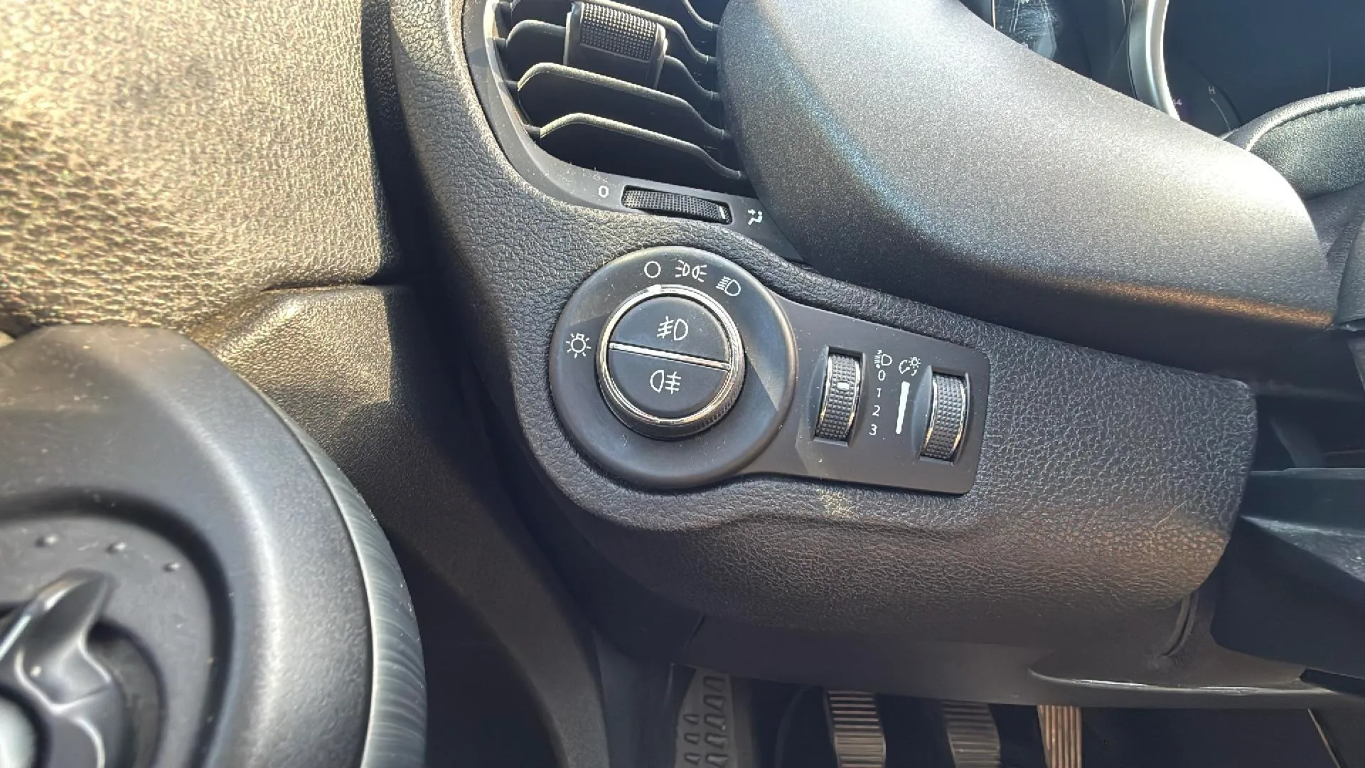 Fiat 500X Lounge 1.6 MultiJet 4x2 - foto 25