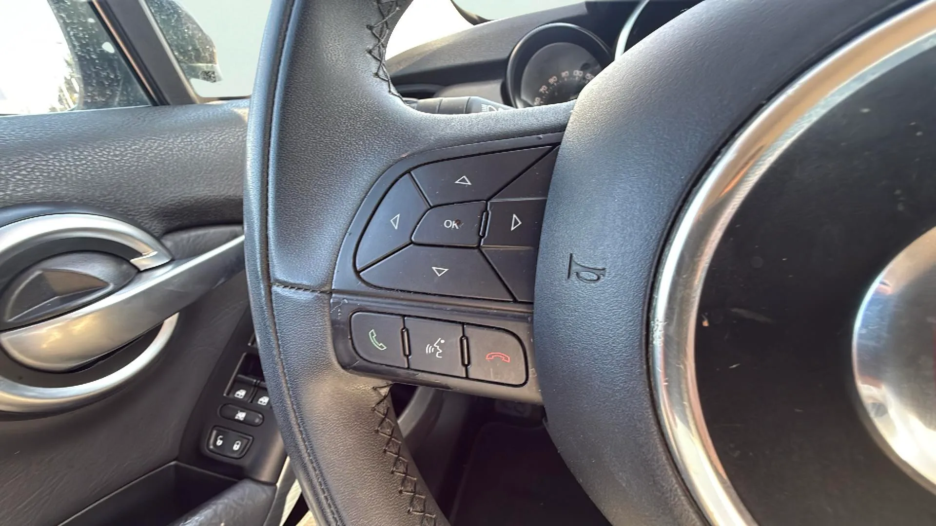 Fiat 500X Lounge 1.6 MultiJet 4x2 - foto 24