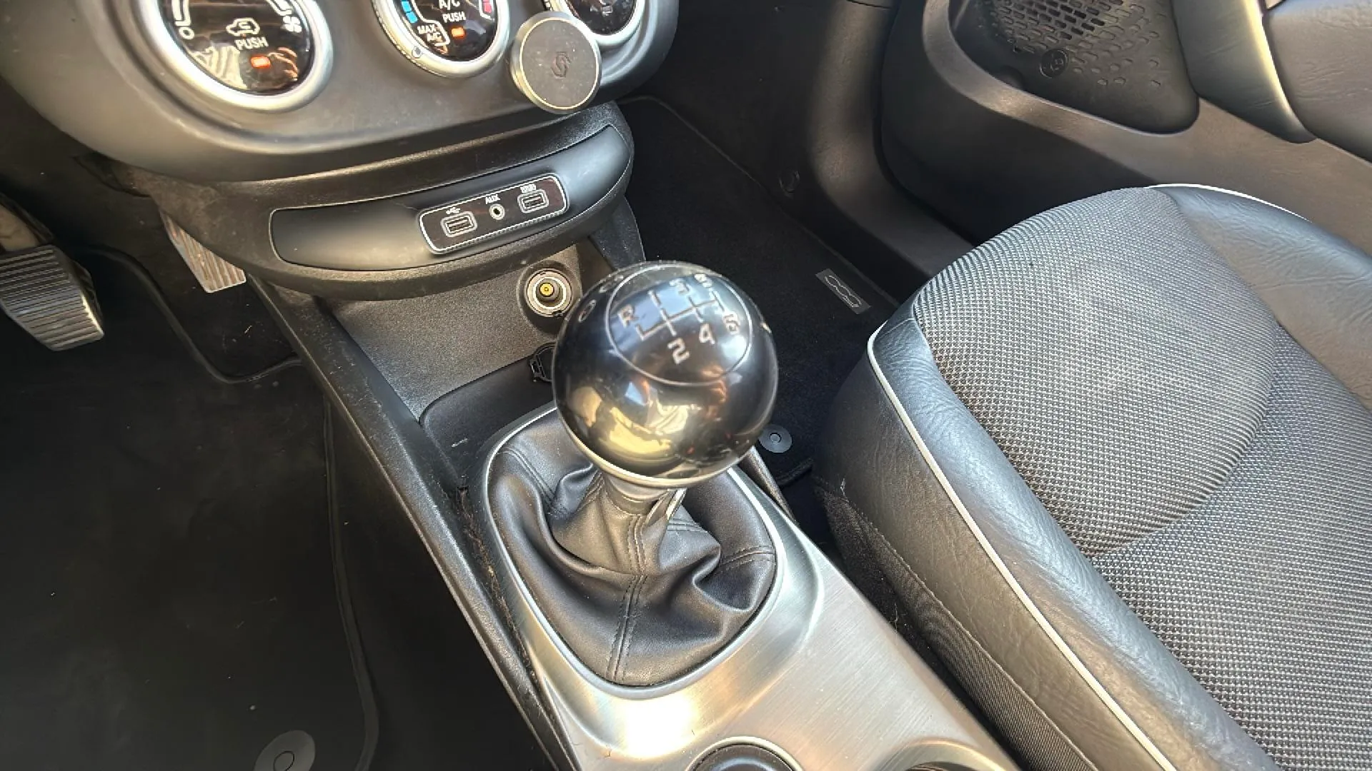 Fiat 500X Lounge 1.6 MultiJet 4x2 - foto 19