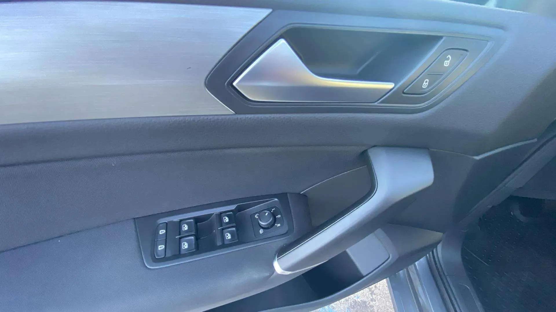 Volkswagen Touran Advance 1.5 TSI DSG - foto 20