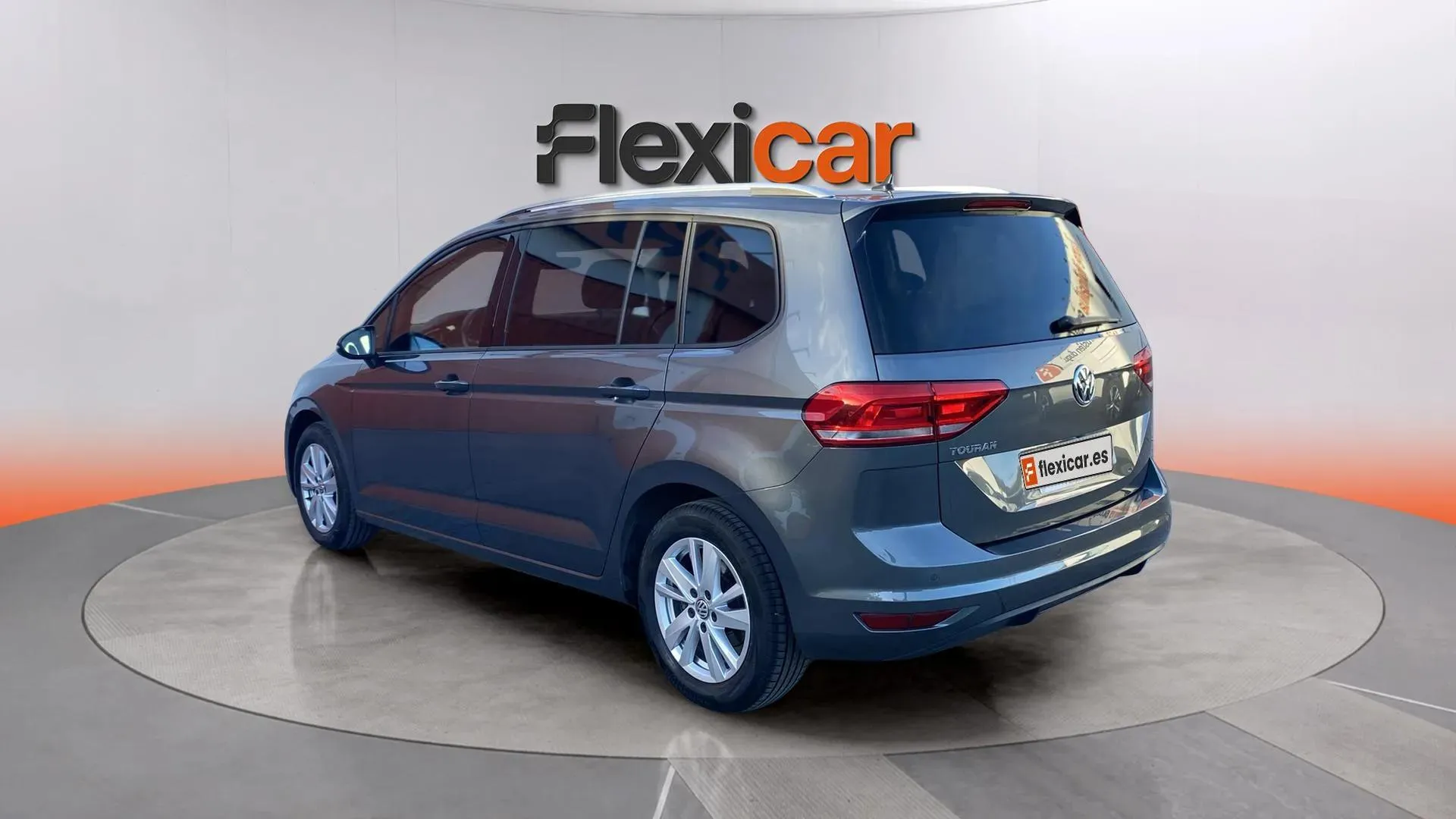Volkswagen Touran Advance 1.5 TSI DSG - foto 5