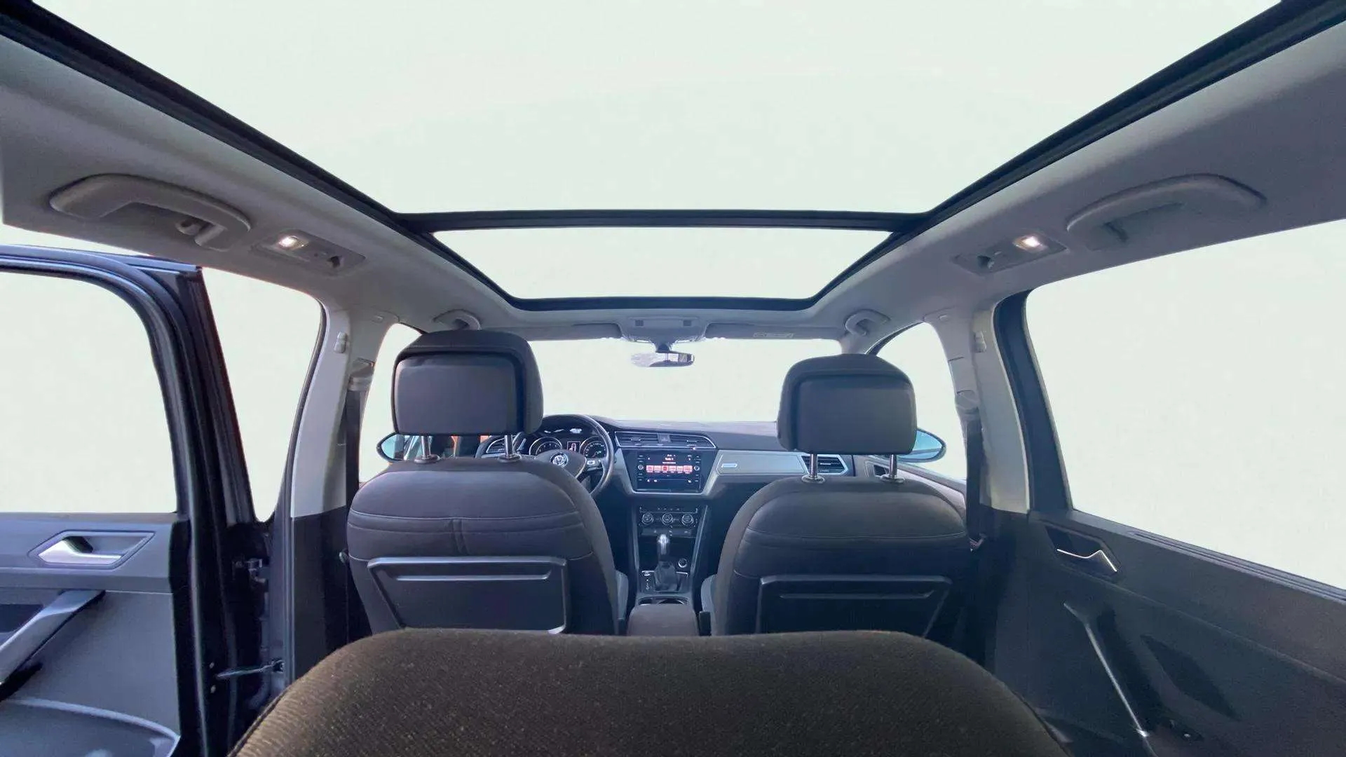 Volkswagen Touran Advance 1.5 TSI DSG - foto 19