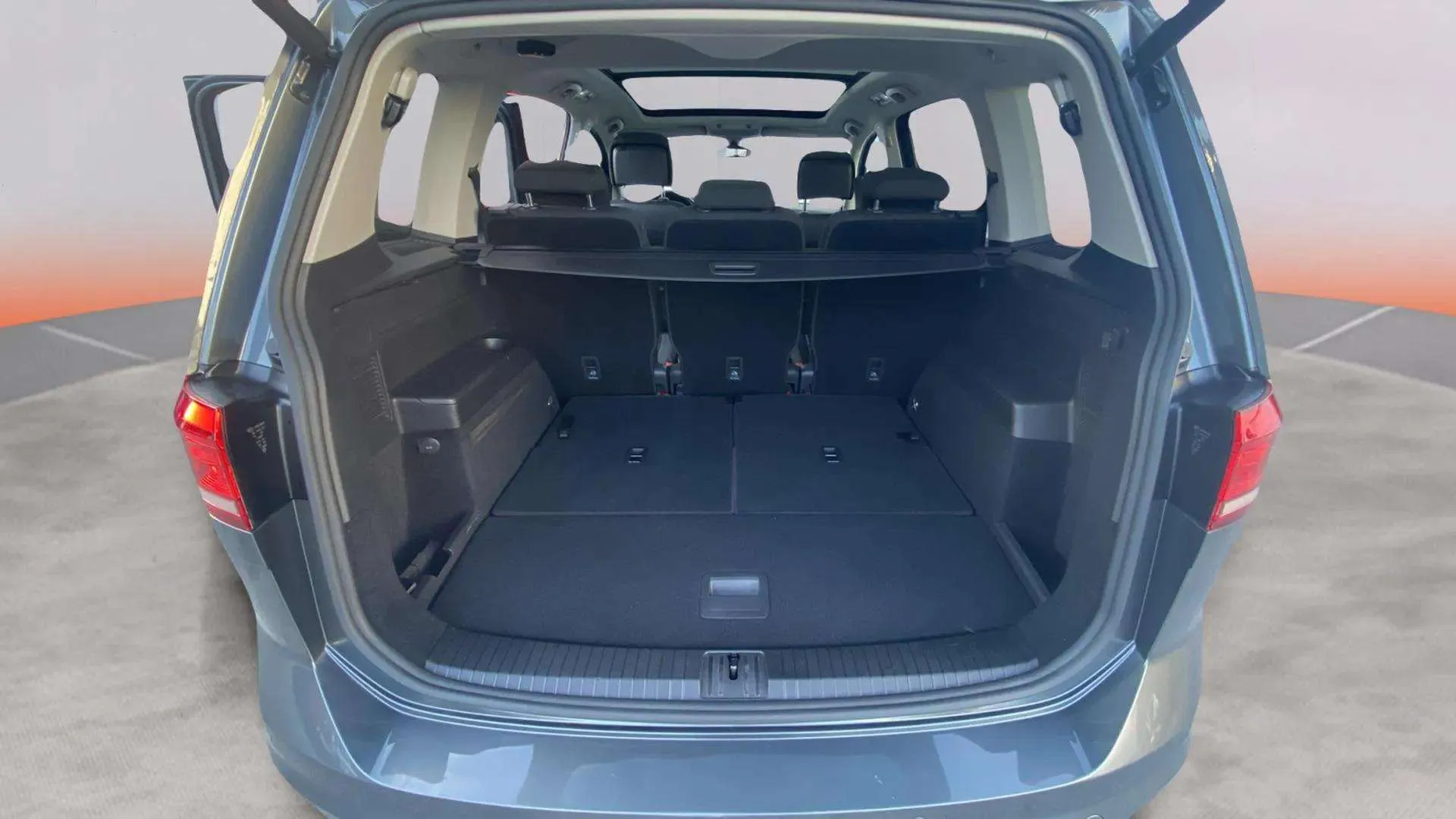 Volkswagen Touran Advance 1.5 TSI DSG - foto 8