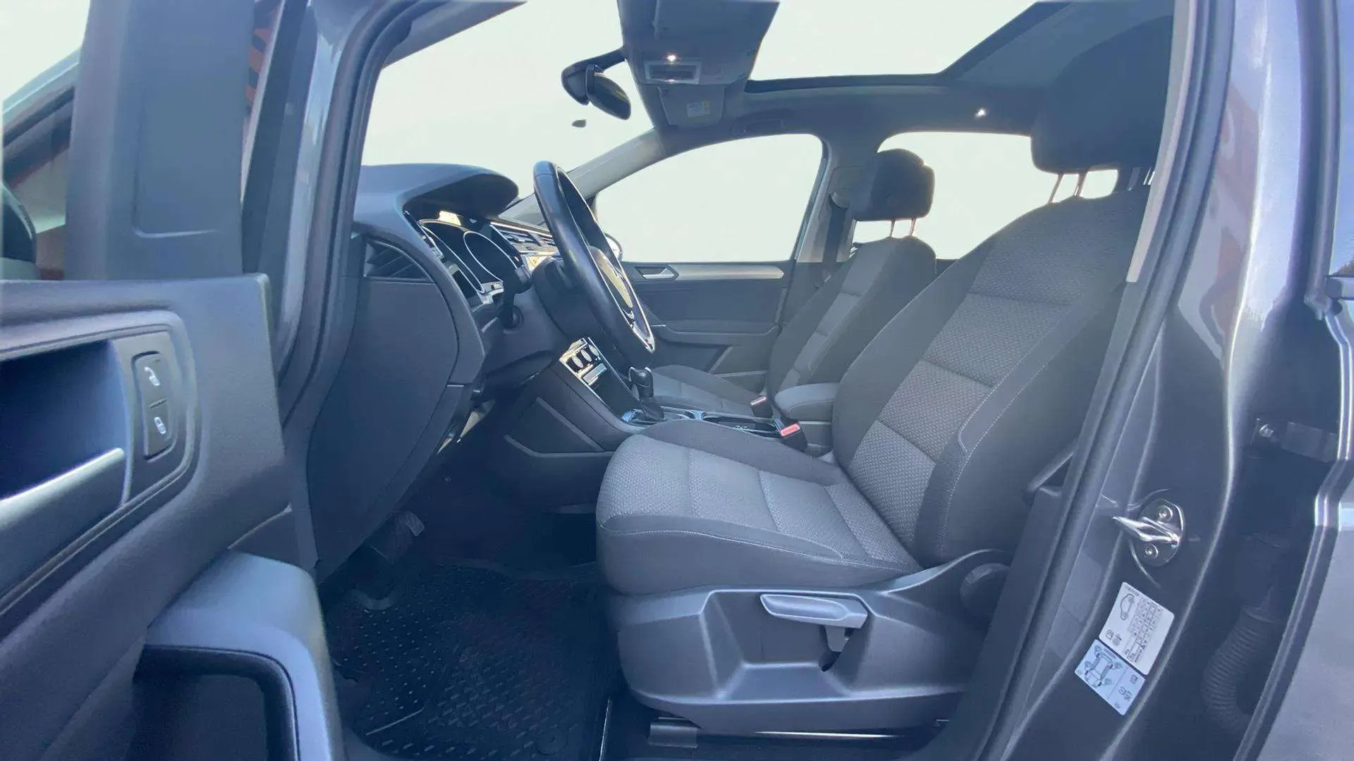 Volkswagen Touran Advance 1.5 TSI DSG - foto 16