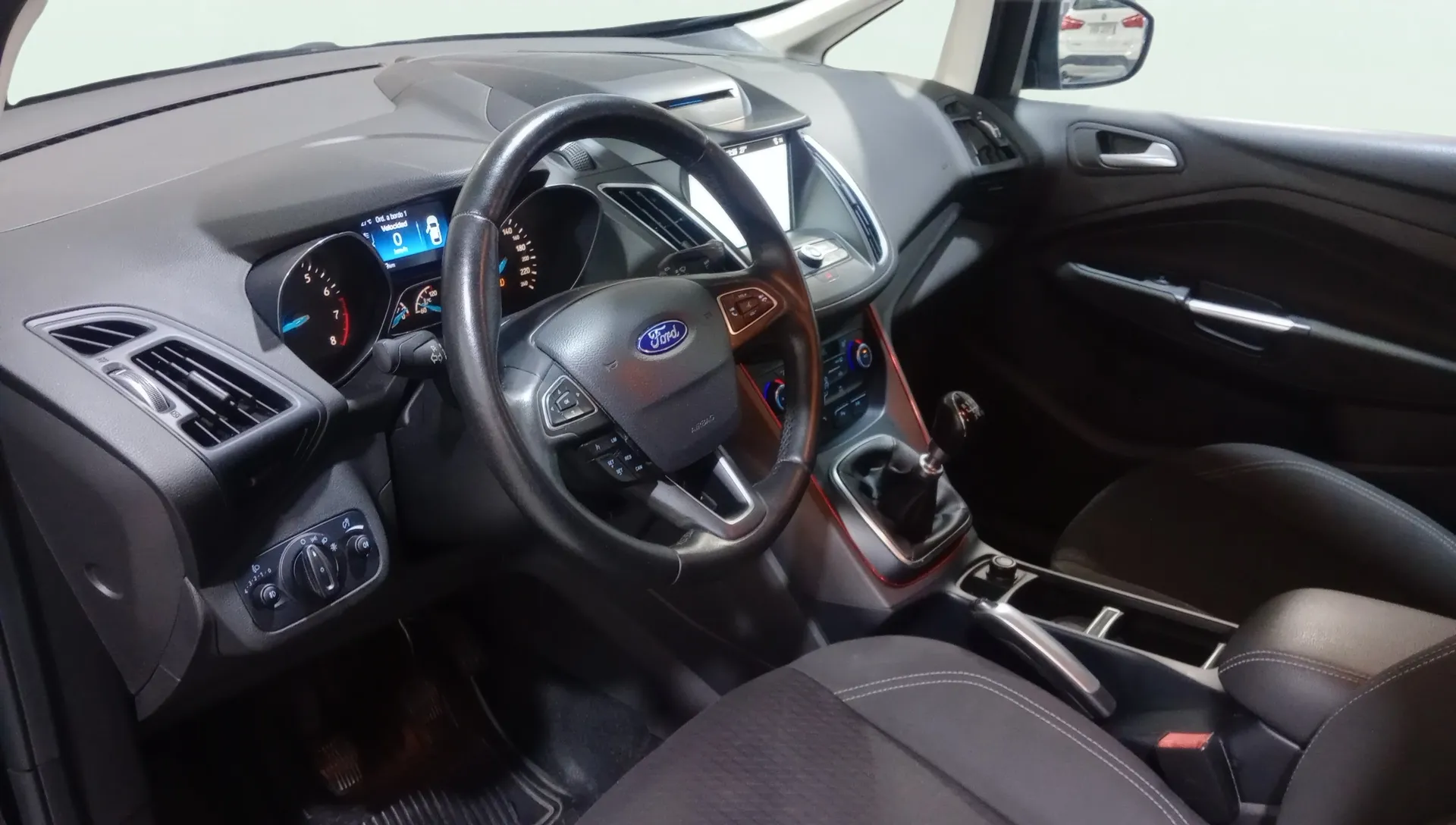 Ford Grand C-Max 1.0 EcoBoost Trend+ - foto 7