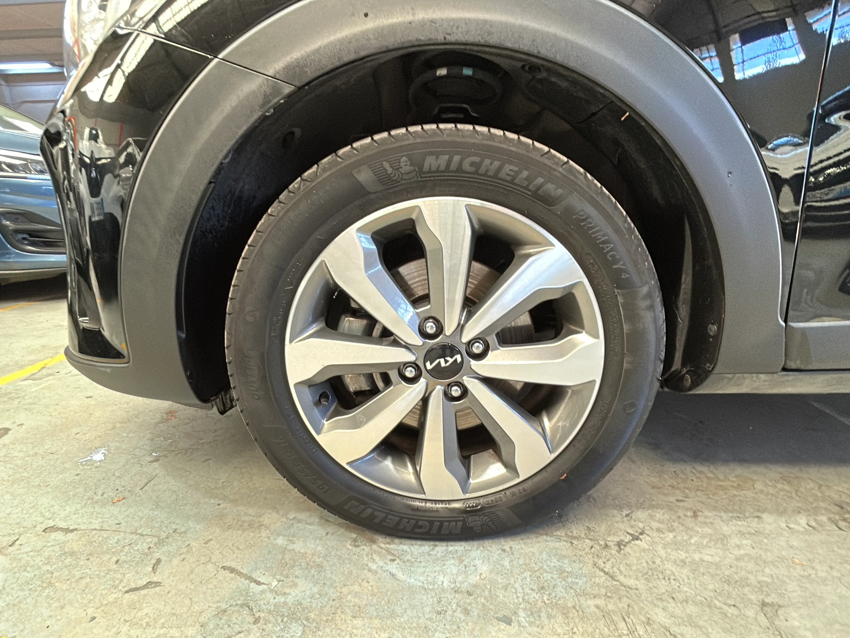 Kia Stonic 1.0 T-GDi MHEV iMT Drive - foto 26