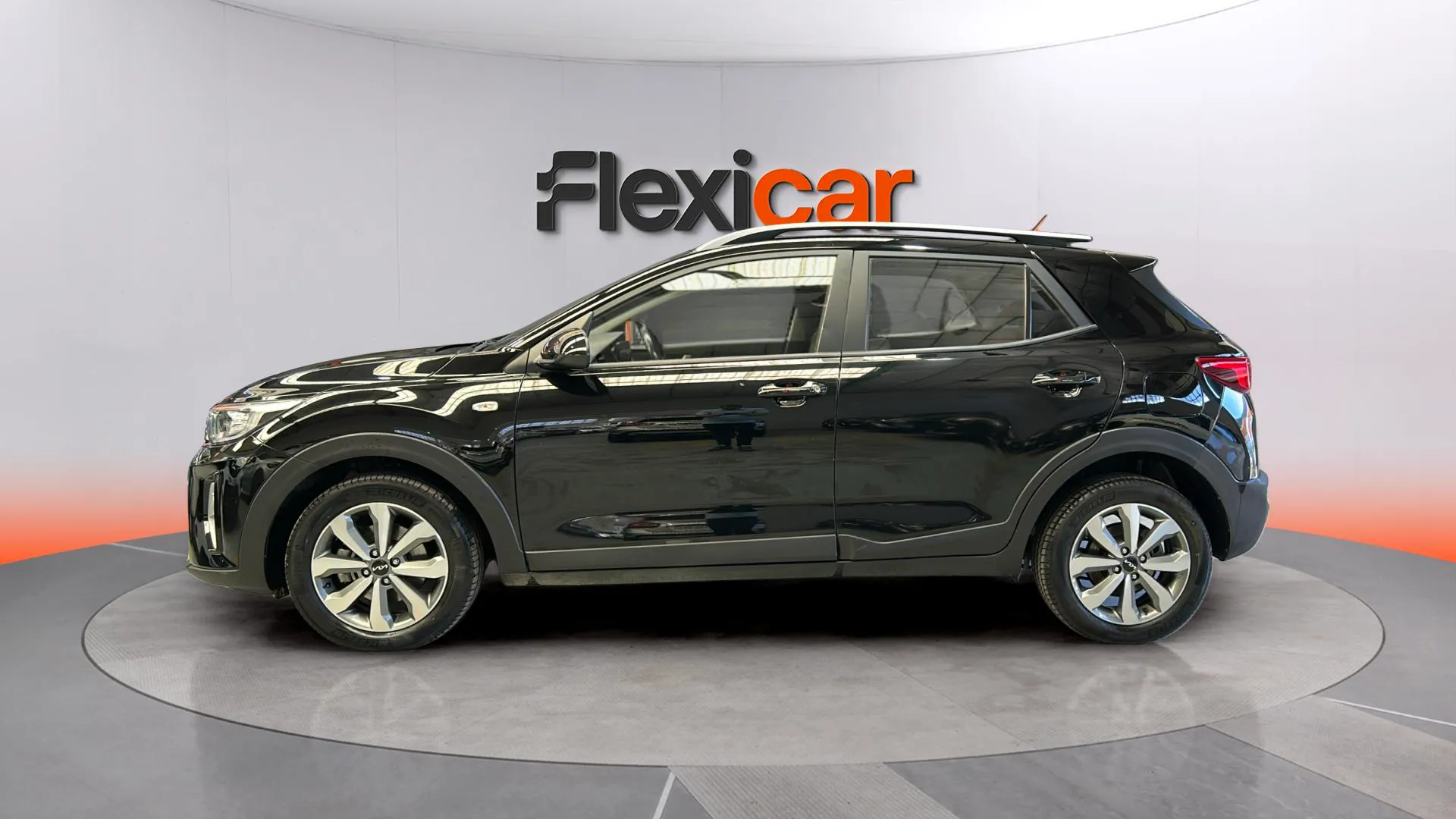 Kia Stonic 1.0 T-GDi MHEV iMT Drive - foto 7