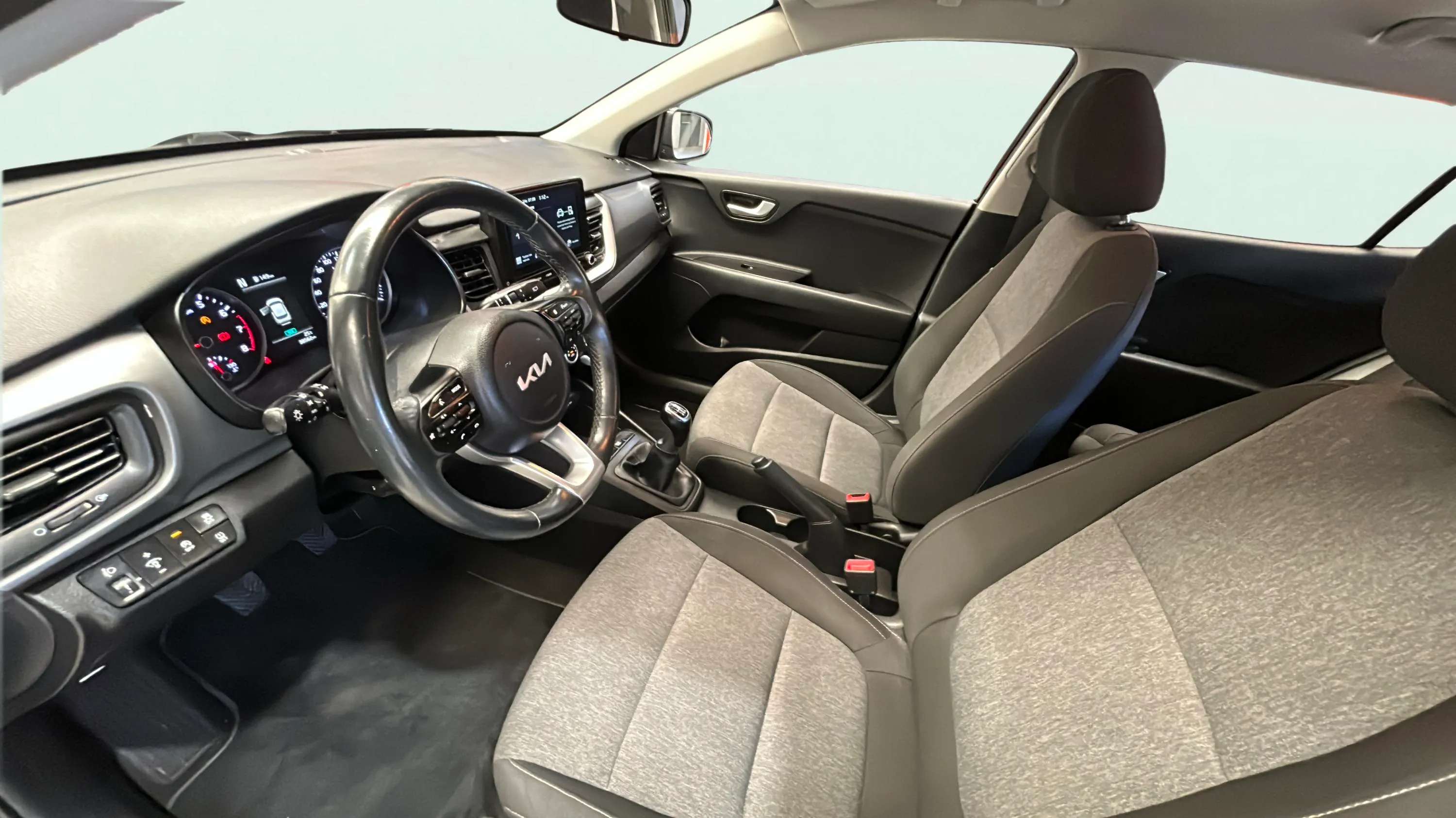 Kia Stonic 1.0 T-GDi MHEV iMT Drive - foto 13