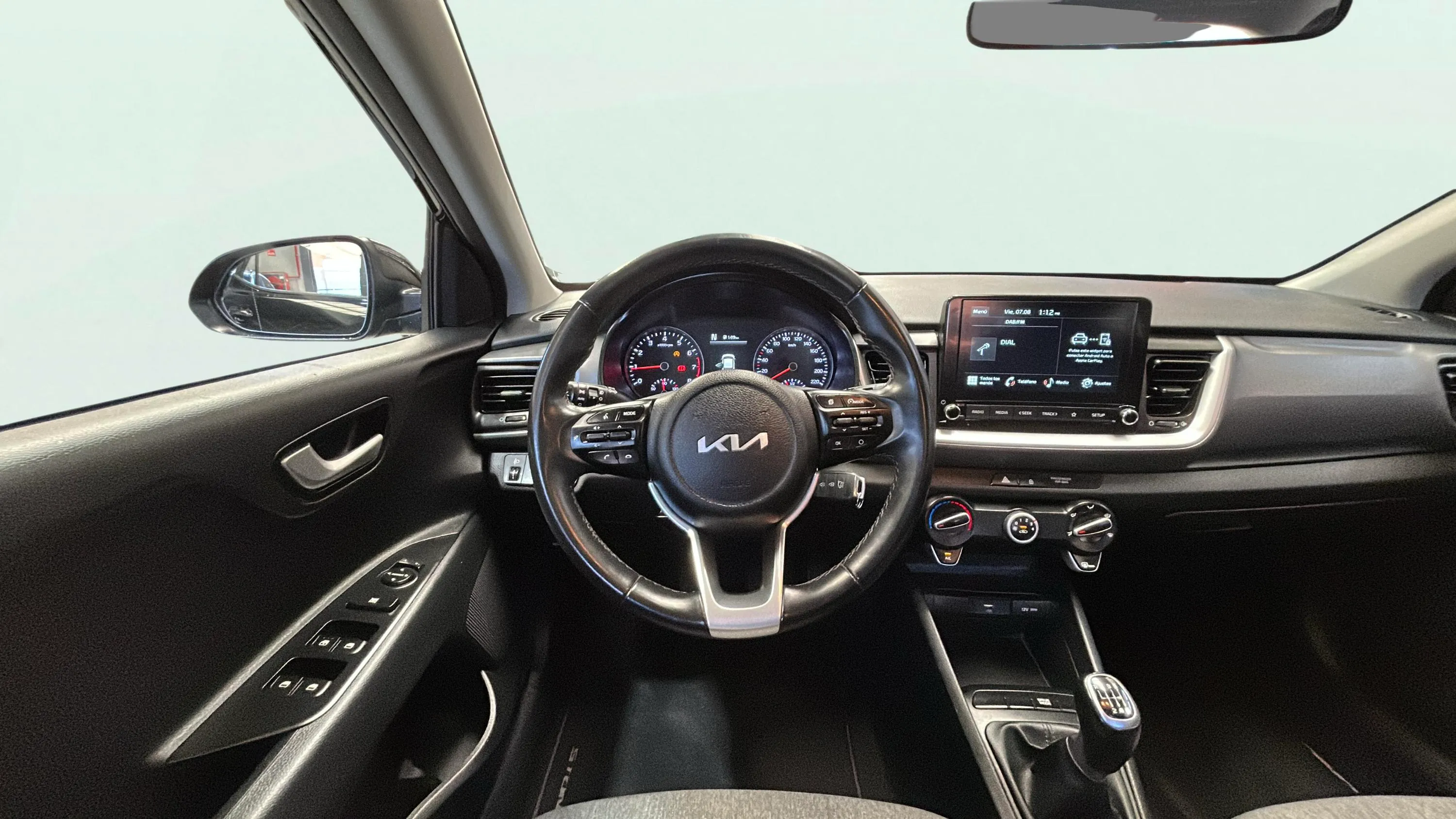 Kia Stonic 1.0 T-GDi MHEV iMT Drive - foto 11