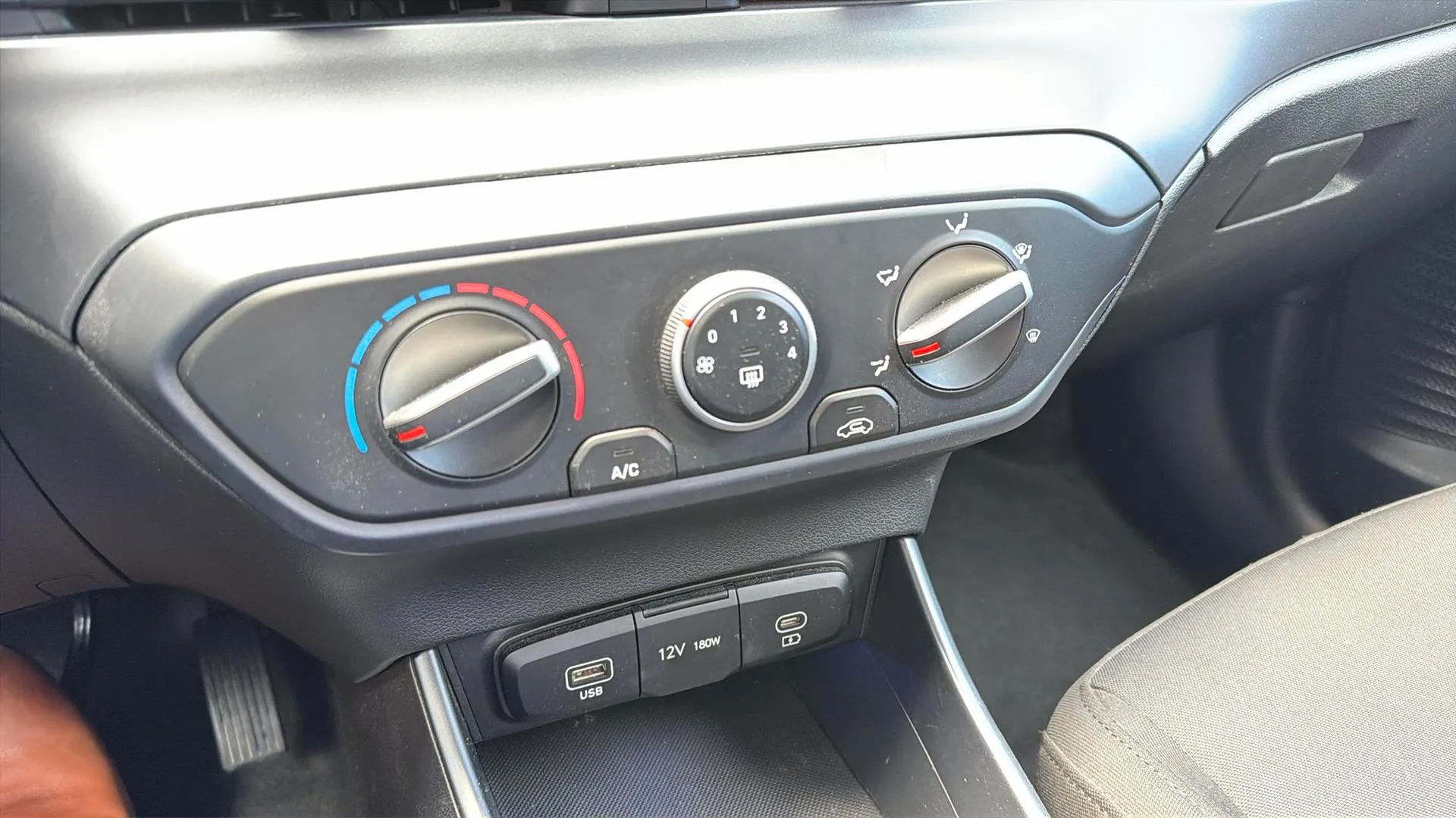 Hyundai i20 1.2 MPI Klass - foto 14