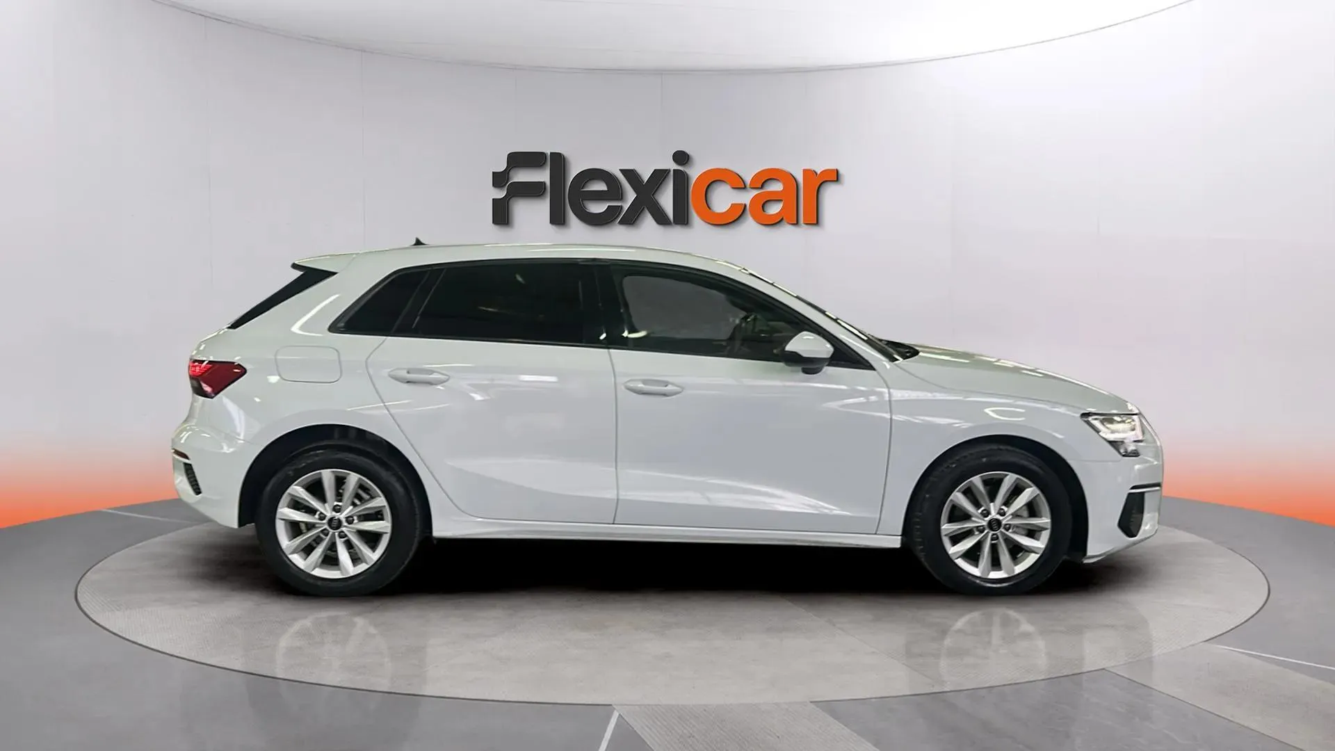Audi A3 Sportback 30 TFSI S tronic - foto 8